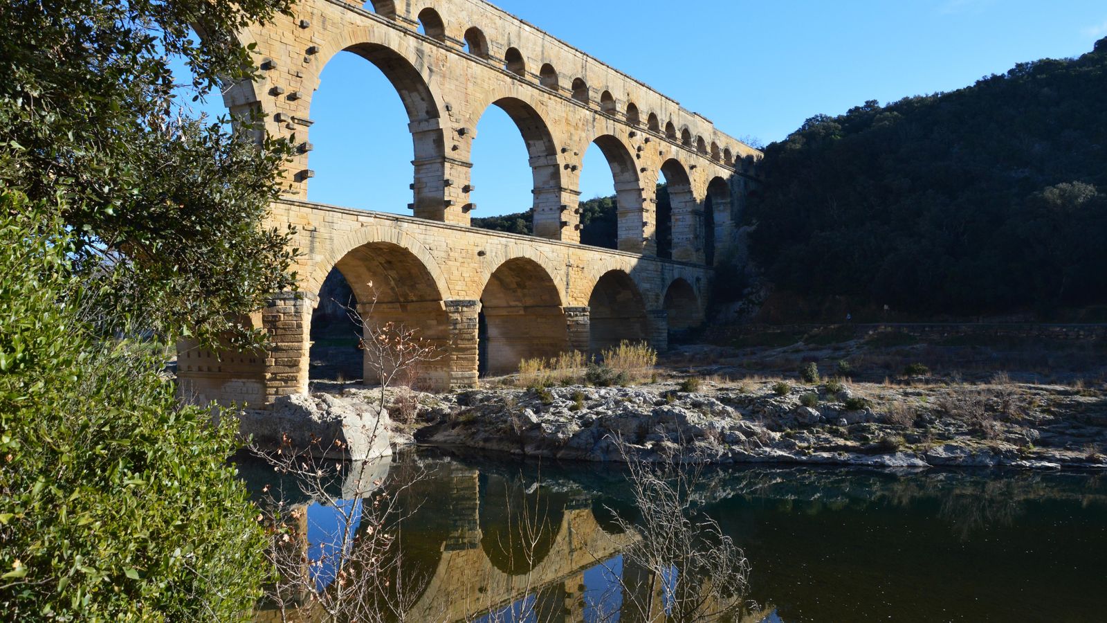 Nîmes och Pont du Gard: 12 tips för det romerska Frankrike 2026 15 Transport och parkering Pont du Gard