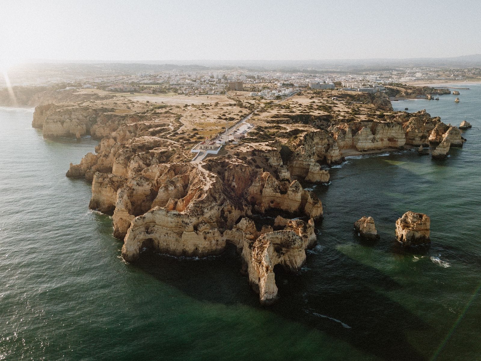 Ponta da Piedade lângă Lagos, Portugalia: faleze, peșteri și sfaturi 16 Plajele ascunse Praia do Pinhão și Praia da Batata