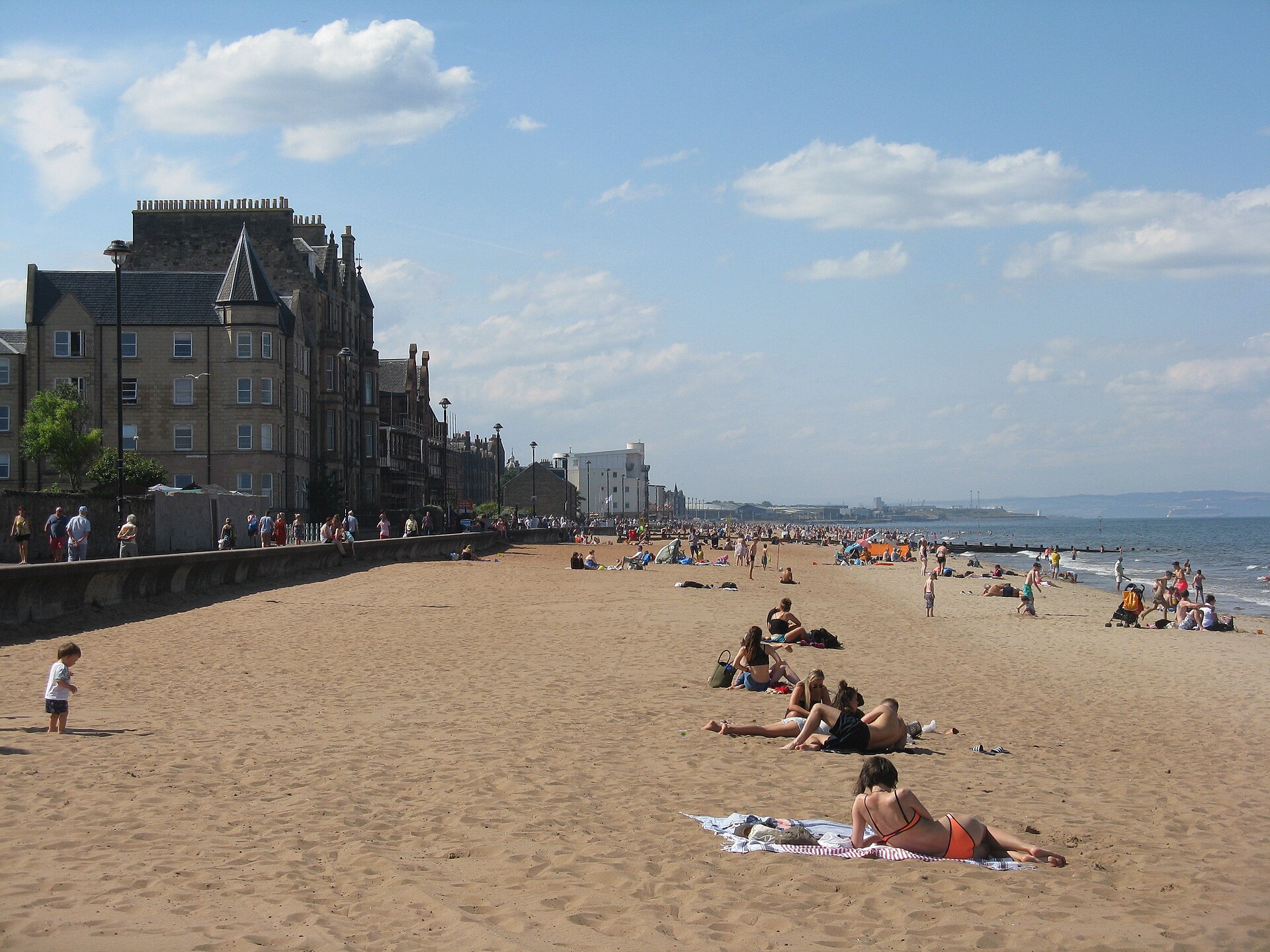 Édimbourg : 31 choses à voir et à faire en 2026 33 La plage et la promenade de Portobello près d'Édimbourg