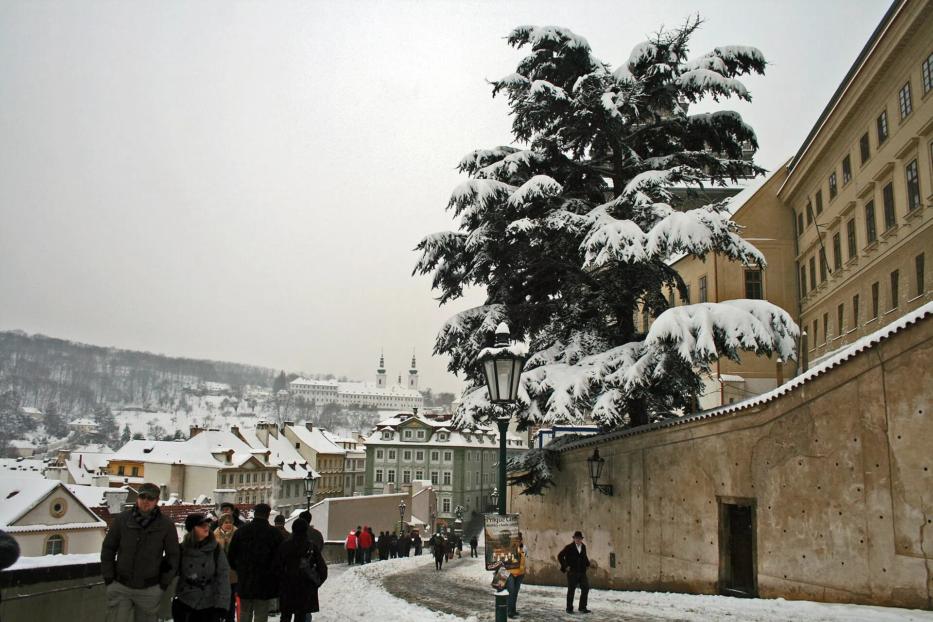 When to visit Hradčany and Strahov
