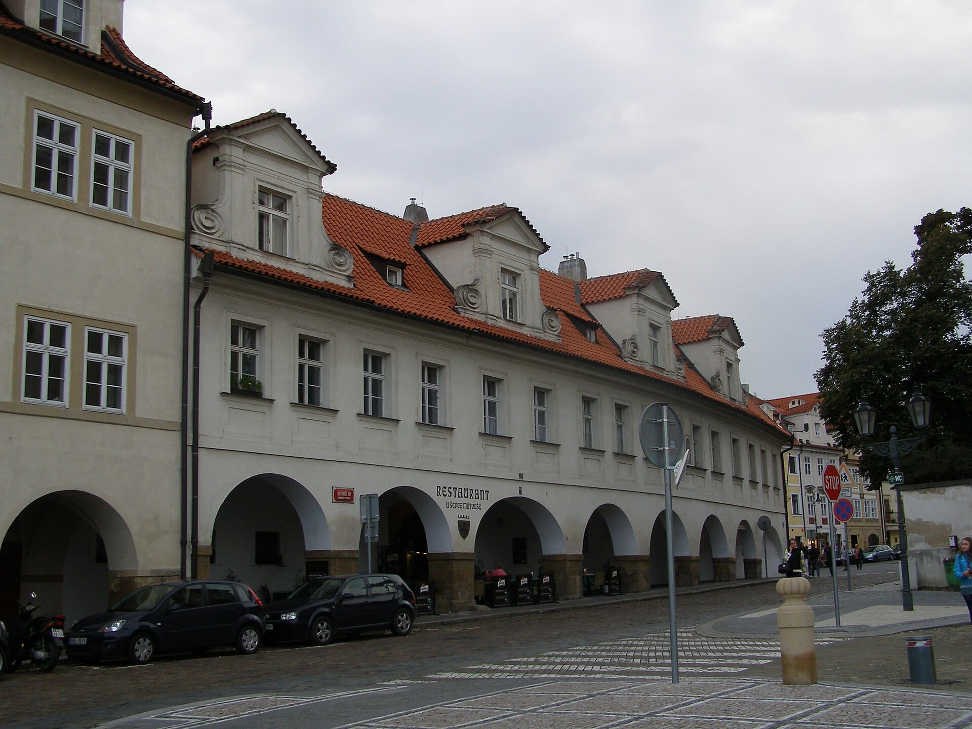 Monastère de Strahov et Lorette : que voir à Hradčany 10 La place de Lorette et Pohořelec