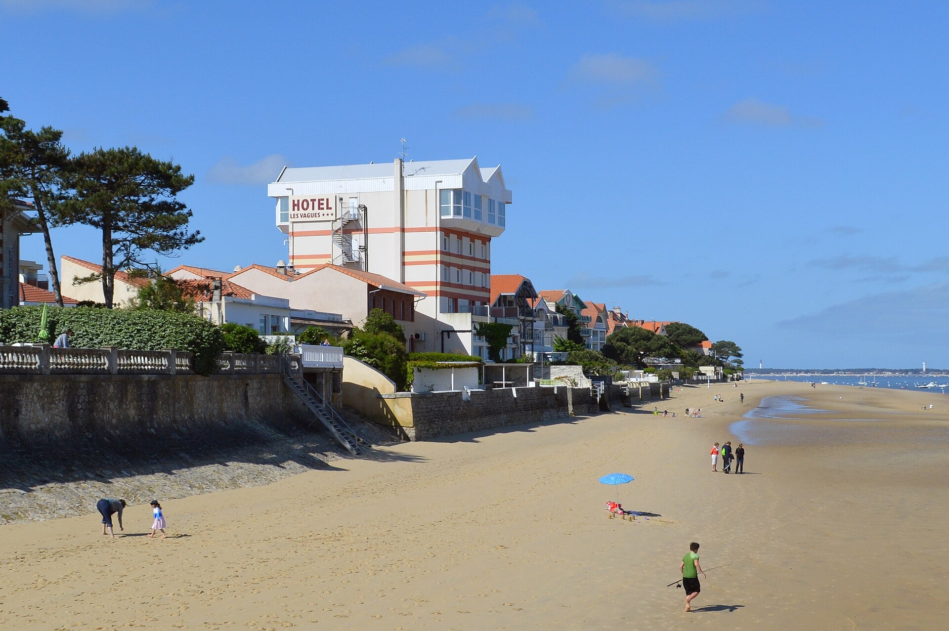 Arcachon, Francia: 12 consejos para la bahía de las ostras en 2026 5 Paseo por el barrio Ville d'Hiver en la ciudad de Arcachon