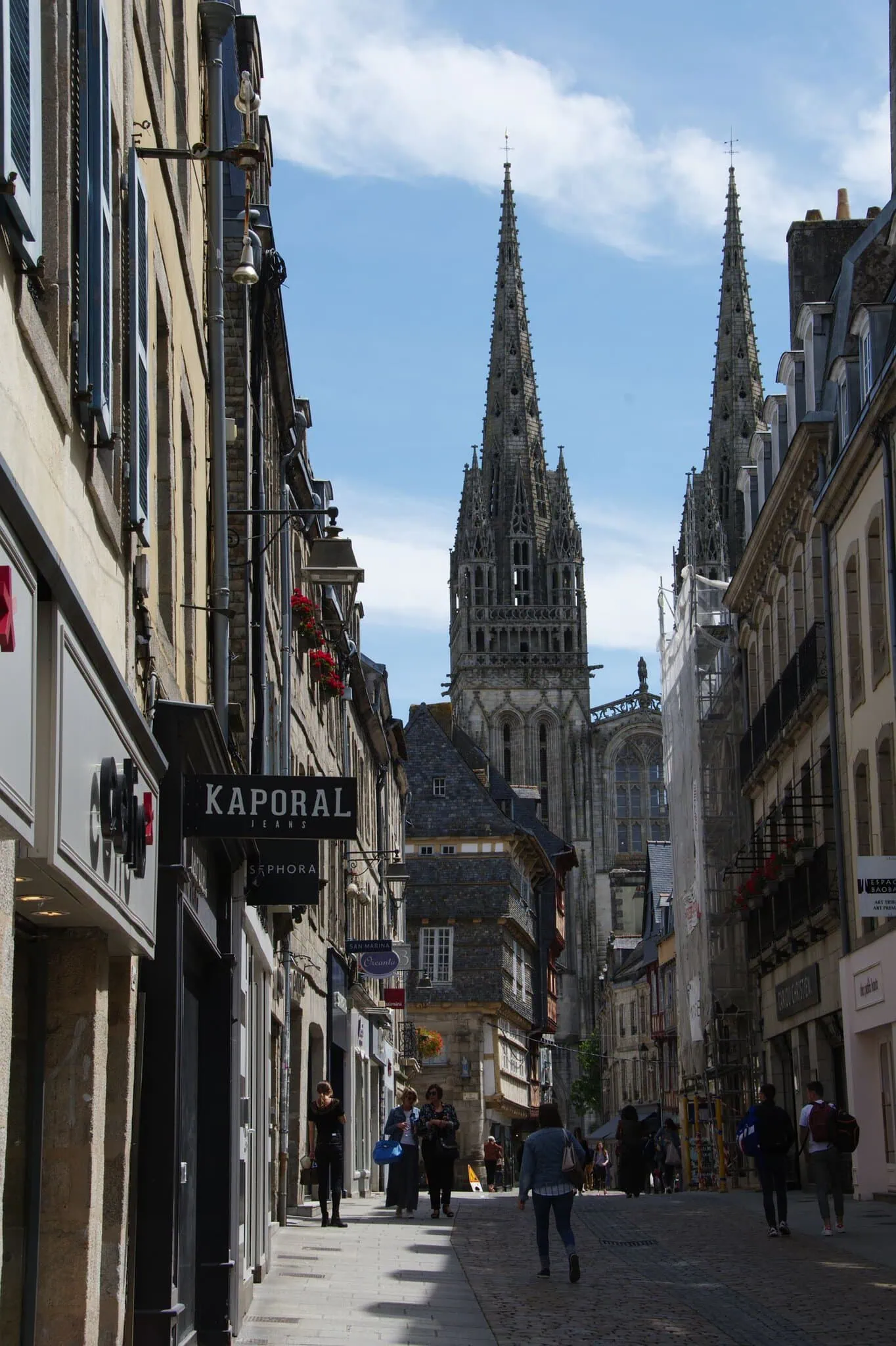 Bretagne, Frankrike: 15 tips på vad du ska se och göra 2026 12 Quimper och dess katedral