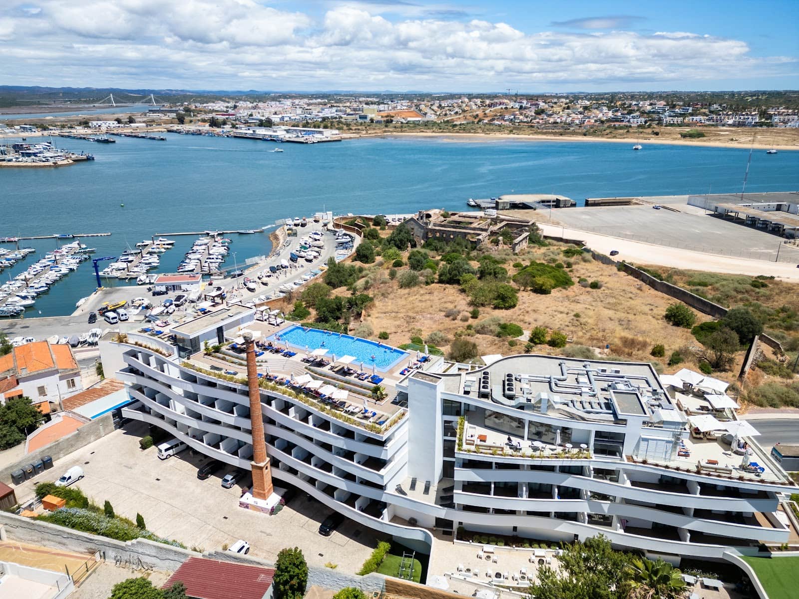 Hoteluri doar pentru adulți în Algarve, Portugalia: 11 sugestii pentru cupluri 7 Hotelul Rocamar Exclusive Hotel and Spa (18+)