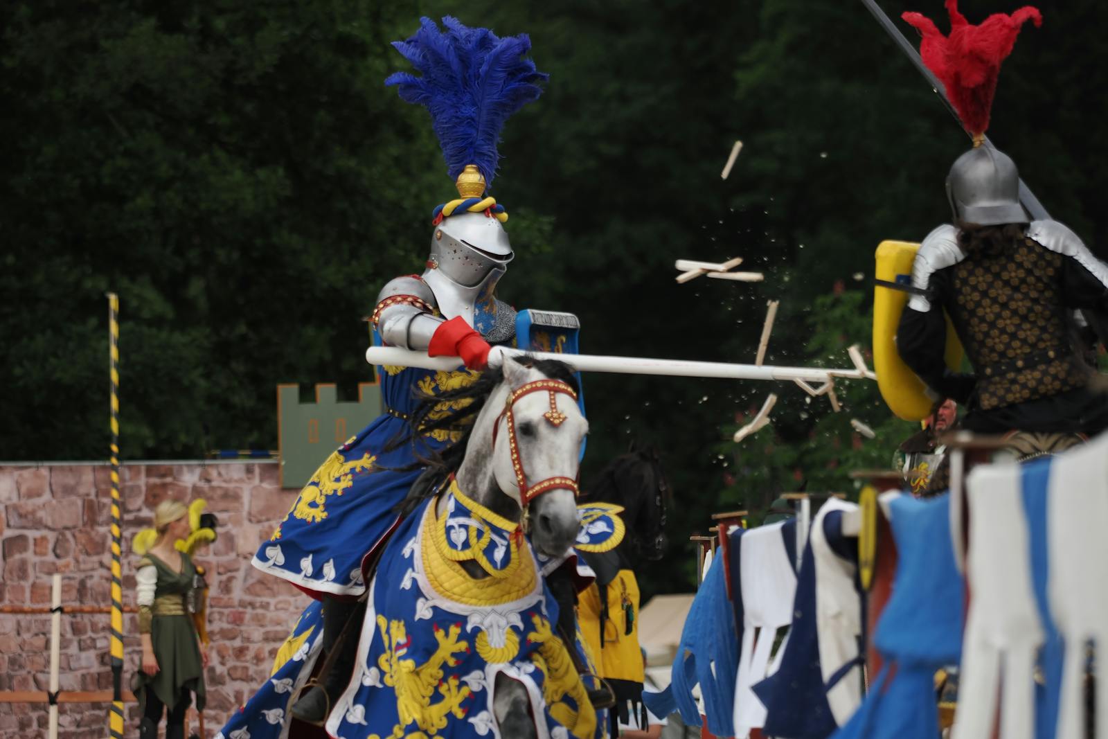 Puy du Fou: 11 tips till Europas bästa park 2026 5 Medeltida riddarturnering, stämning från historiska shower i parken Puy du Fou