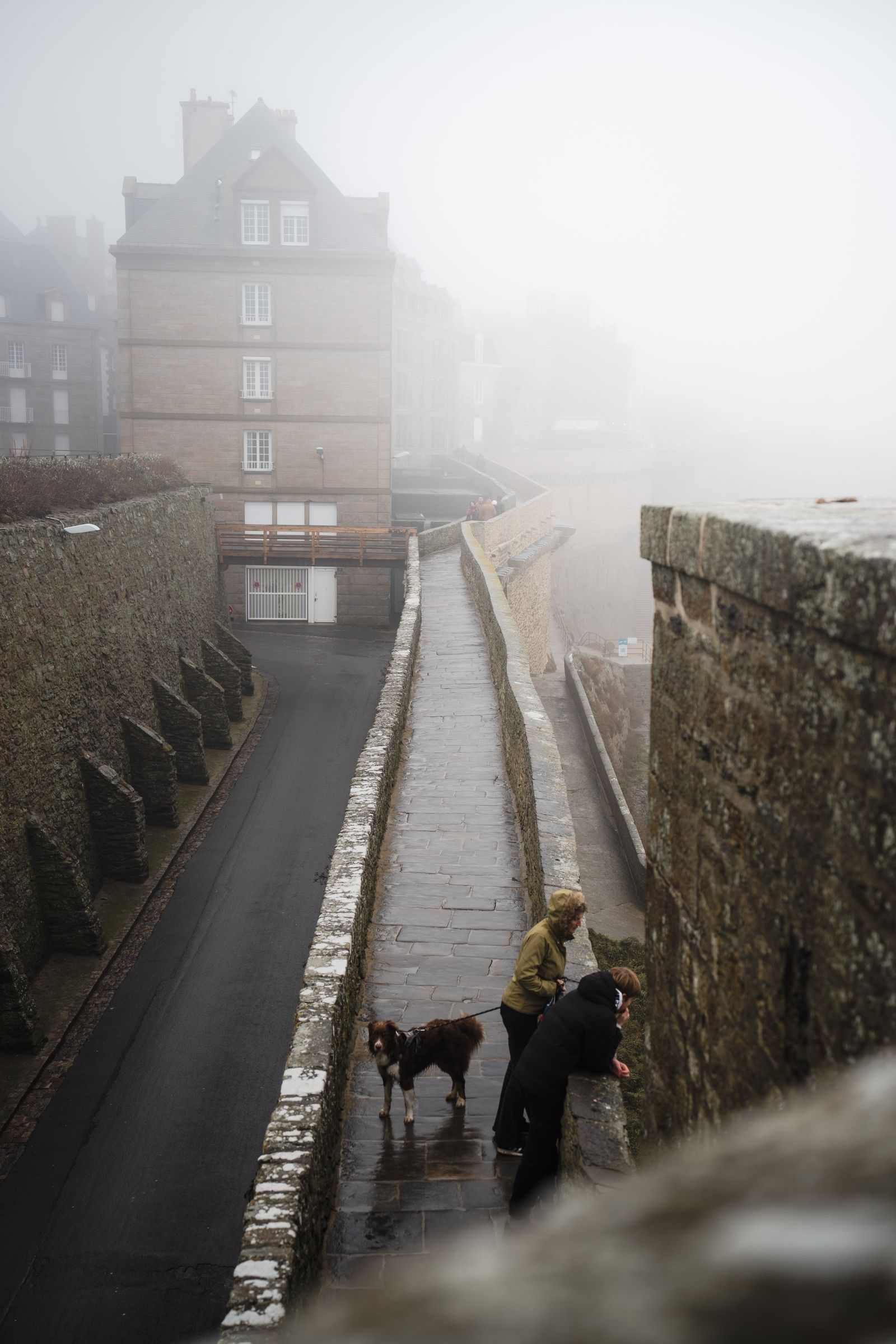 Saint-Malo a prechadzka po hradbach