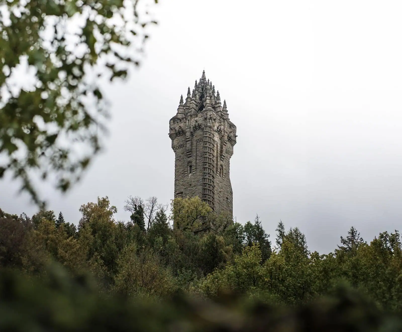 Edinburgh, Skócia: 31 tipp, mit érdemes látni és csinálni 2026-ban 13 Scott Monument: felmászás a keskeny lépcsőkön