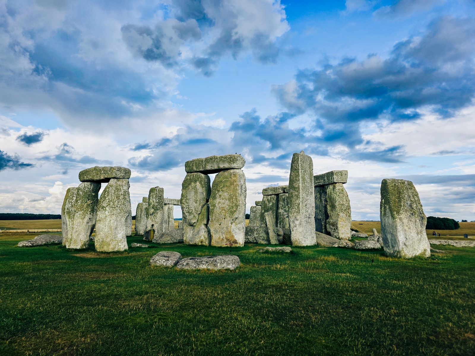 Stonehenge en Angleterre : billets, accès et 12 idées aux alentours en 2026 6 Solstice : comment voir Stonehenge gratuitement au milieu des pierres