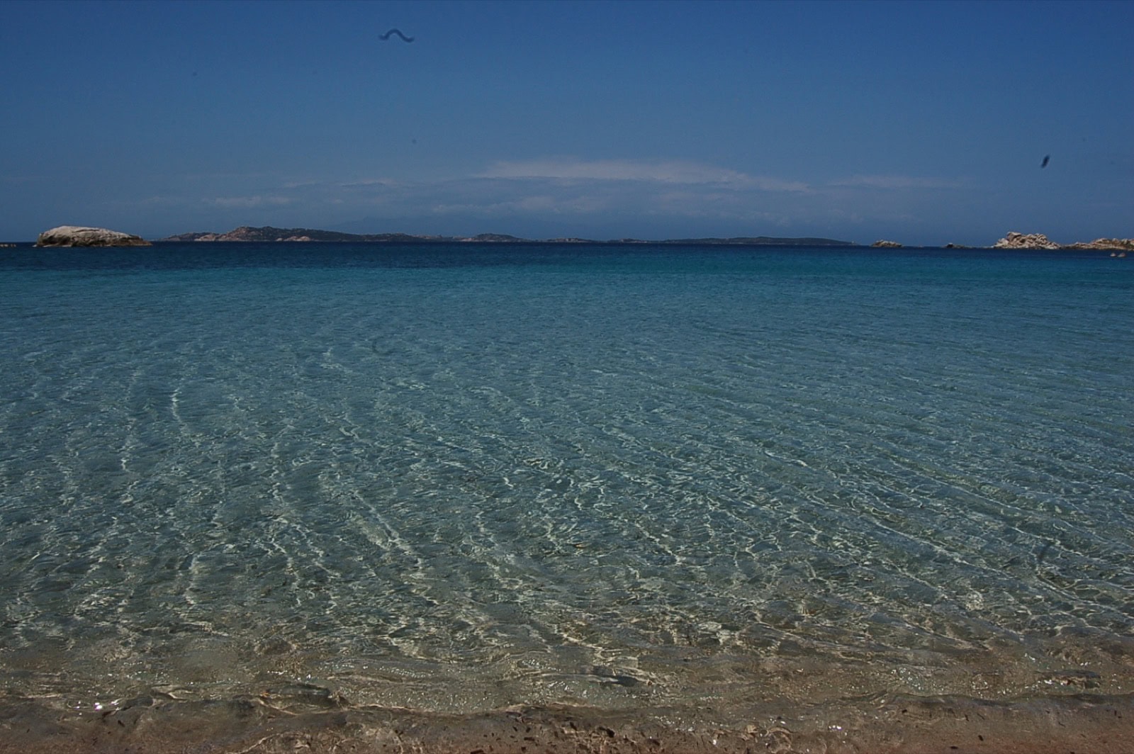 Arhipelagul La Maddalena: 10 sfaturi pentru paradisul din nordul Sardiniei 3 Plaja Bassa Trinità pe insula La Maddalena