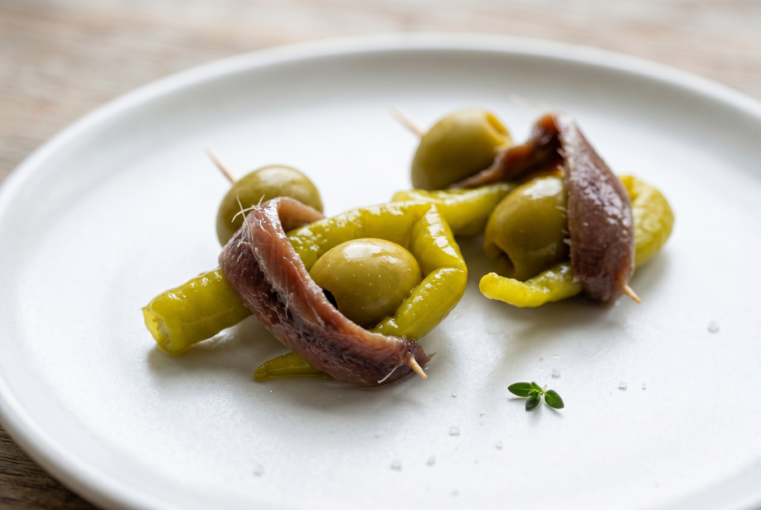 Gilda – baskické pintxo s olivou, ančovičkou a papričkou