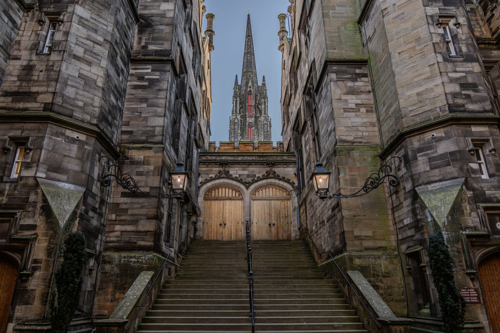 Édimbourg : 31 choses à voir et à faire en 2026 8 Cathédrale St Giles : beauté gothique à la tour-couronne