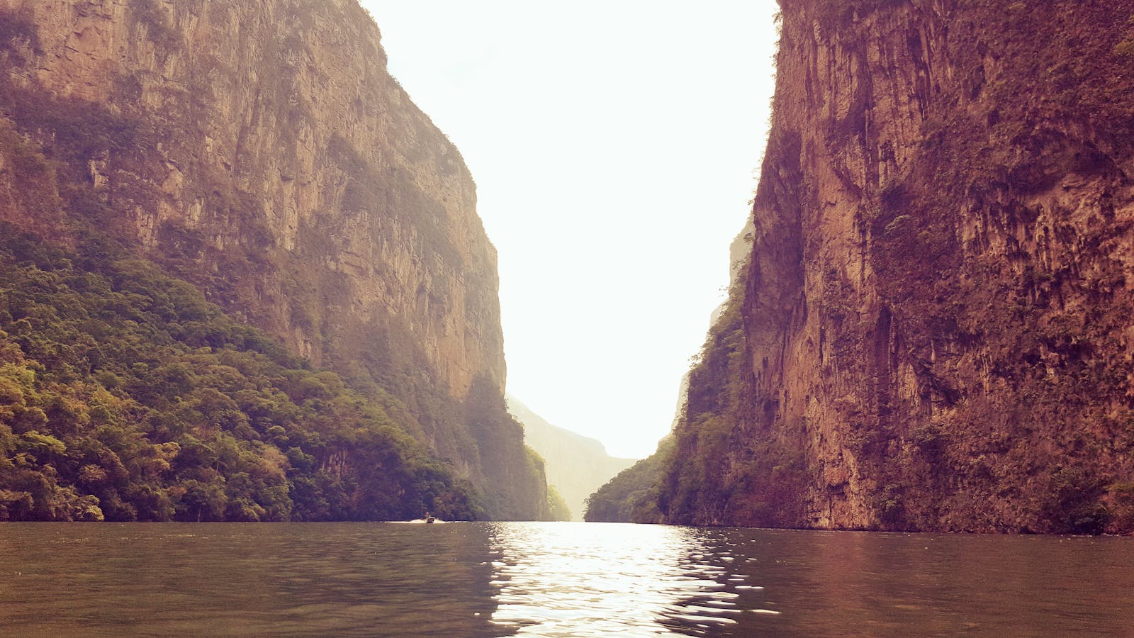 Chiapas: San Cristóbal, Sumidero a 12 tipů, co vidět a dělat 6 Plavba kaňonem Sumidero