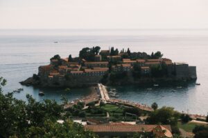 Αρχική 8 Sveti Stefan Μαυροβούνιο: 10 συμβουλές για το πιο φωτογενές νησί της Αδριατικής