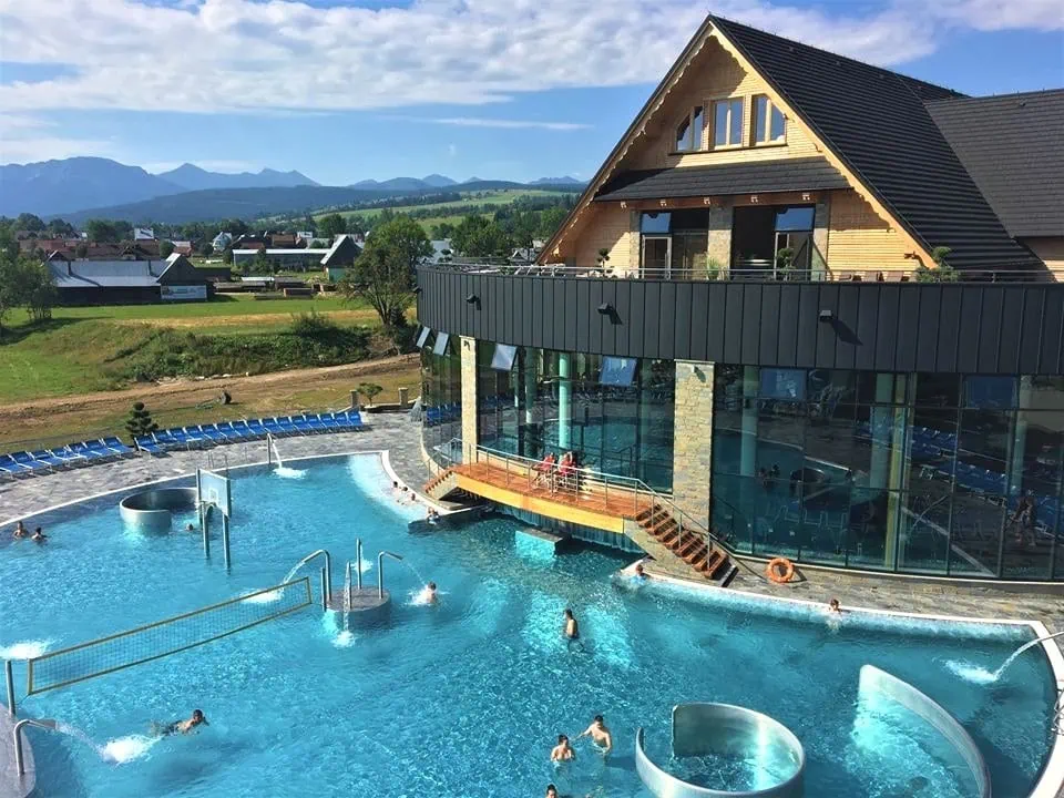 Pologne : guide, conseils et que voir en 2026 2 Les meilleurs thermes en Pologne : 8 adresses près de la frontière et dans les Tatras en 2026