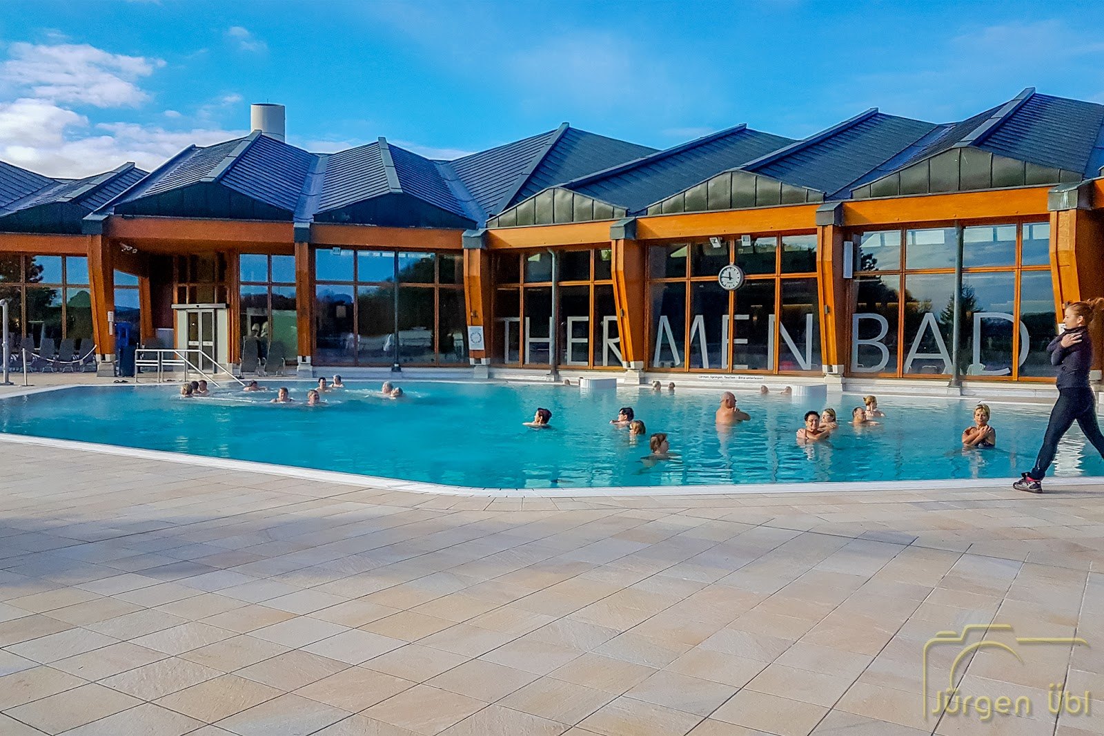 The Best Thermal Spas in Austria: 13 Spots to Visit in 2026 4 Outdoor thermal pools at Therme Loipersdorf in Styria
