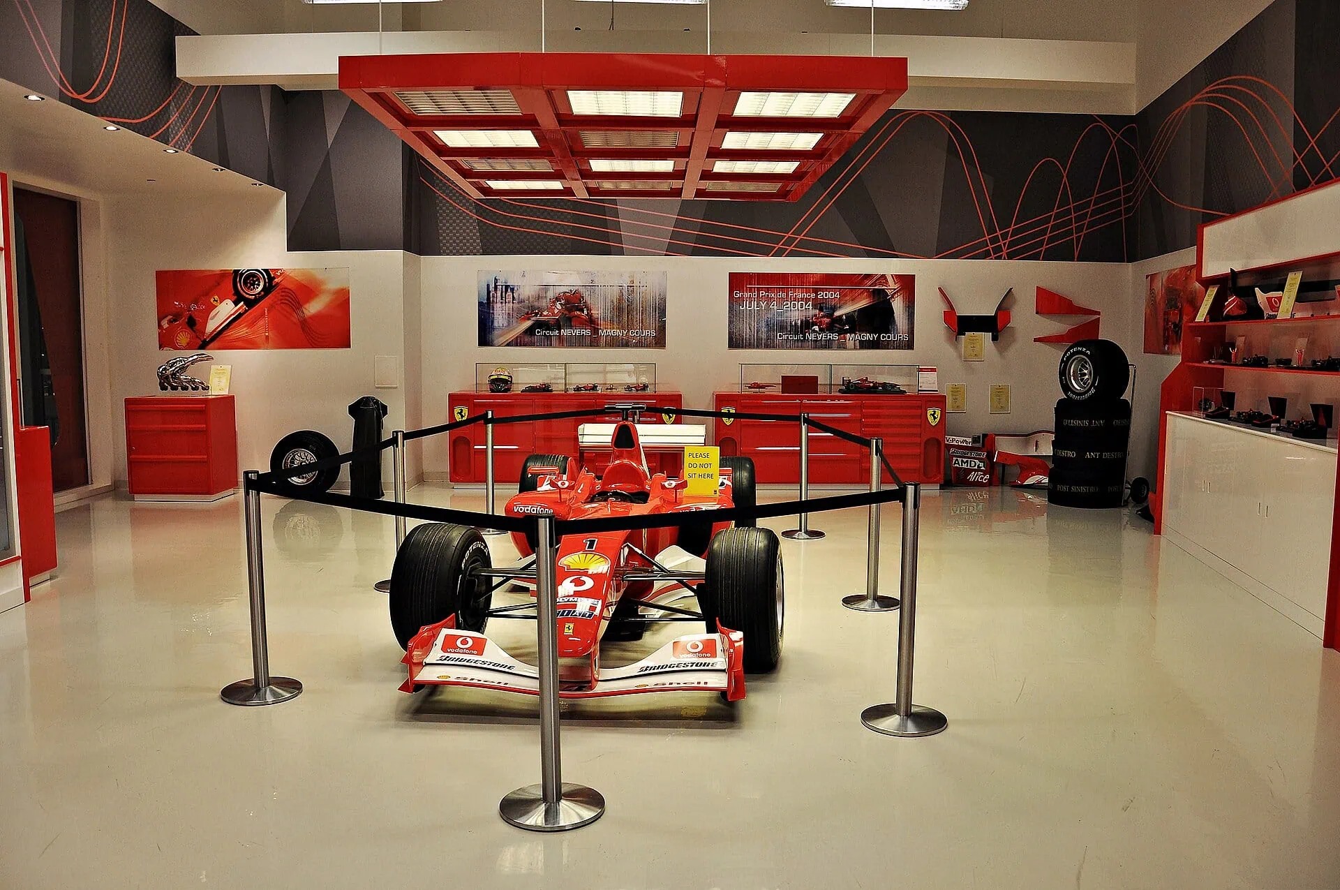 Dovolená v Abu Dhabi: 21 tipů co vidět a kdy jet 11 Ferrari World na ostrově Yas