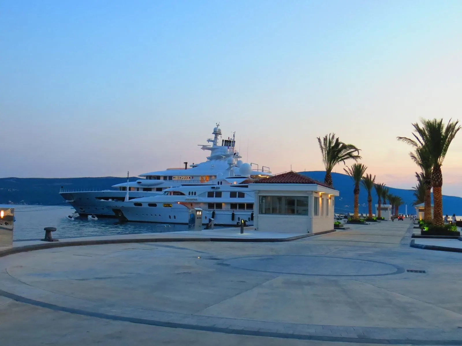 Tivat Montenegró: 10 tipp a luxusmarinához és környékéhez 1 Összefoglalás azoknak, akiknek nincs idejük végigolvasni a cikket