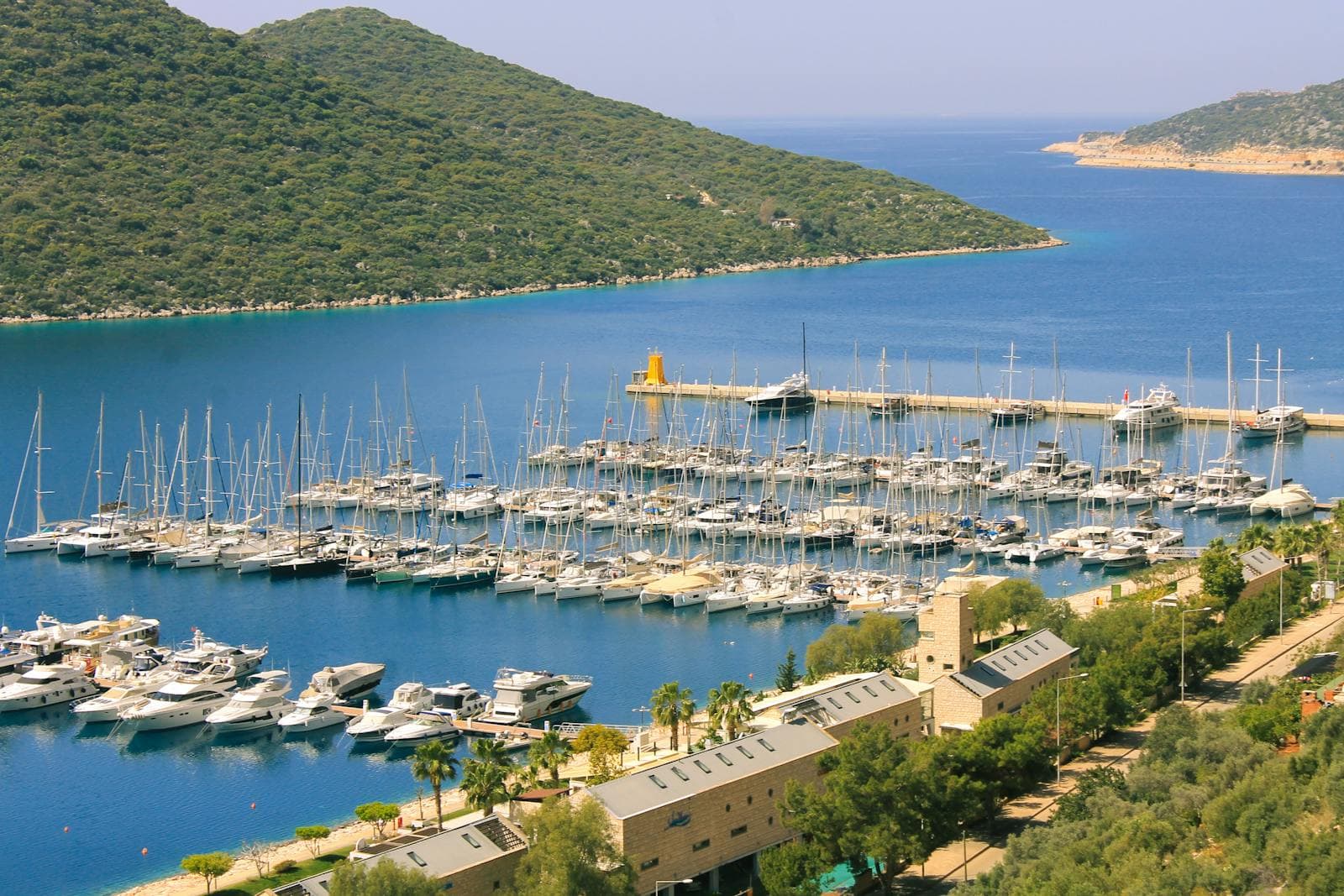 Cele mai frumoase plaje din Turcia: 12 sfaturi (Patara, İztuzu, Kaputaş) în 2026 12 Kaş și Kalkan: paradisul scufundărilor