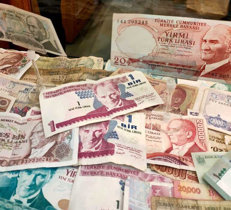 Turchia: guida, consigli e cosa vedere 2026 4 Soldi in Turchia: lira, prezzi, pagamenti e SIM nel 2026