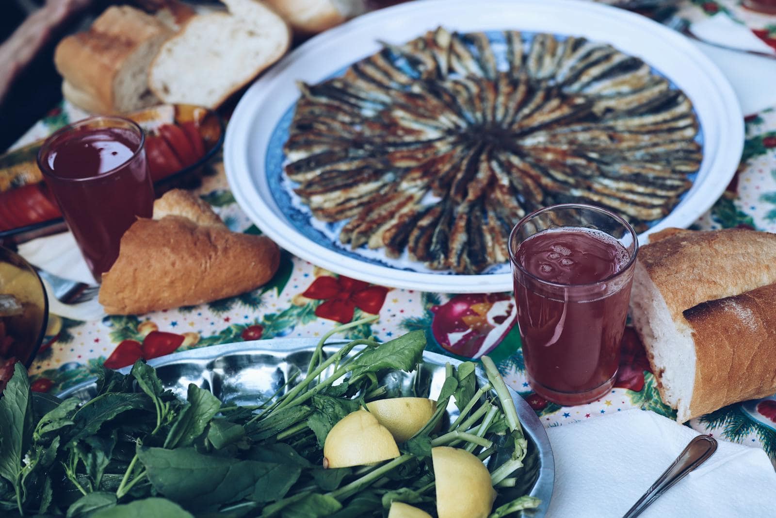 Bucătăria turcească: ce să guști — de la kahvaltı la baclava în 2026 3 Kebaburi: cu totul altă ligă decât la noi la colț