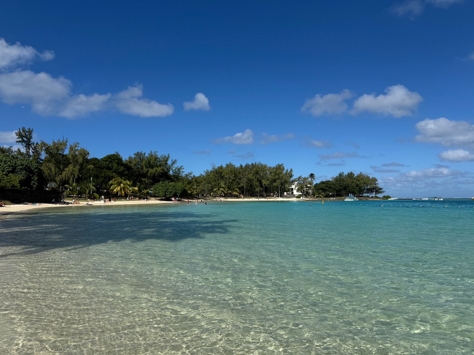 Maurício: viagem, 21 dicas do que ver e quando ir 2026 3 Praia de Mont Choisy, no norte de Maurício