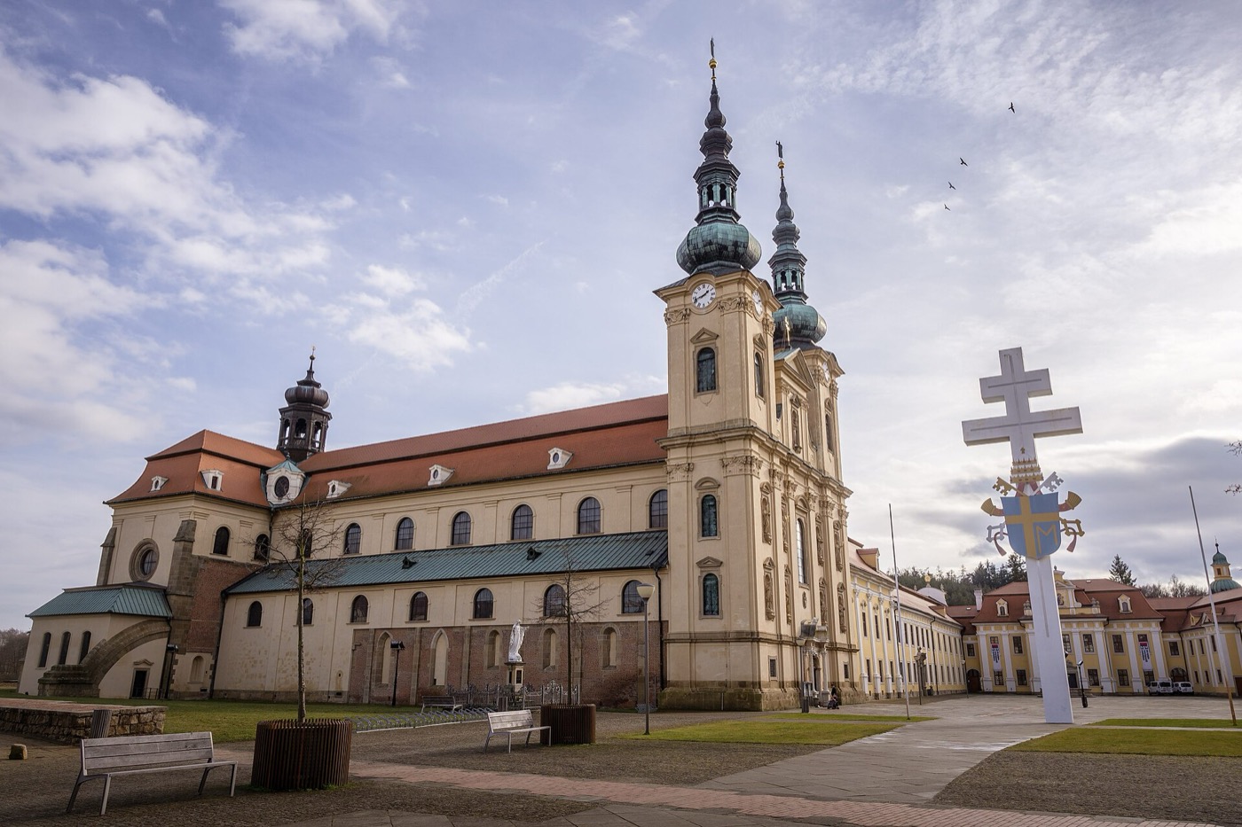 Uherské Hradiště: 9 tips på vad du ska se i Slováckos huvudstad 2026 13 Basilikan i Velehrad nära Uherské Hradiště