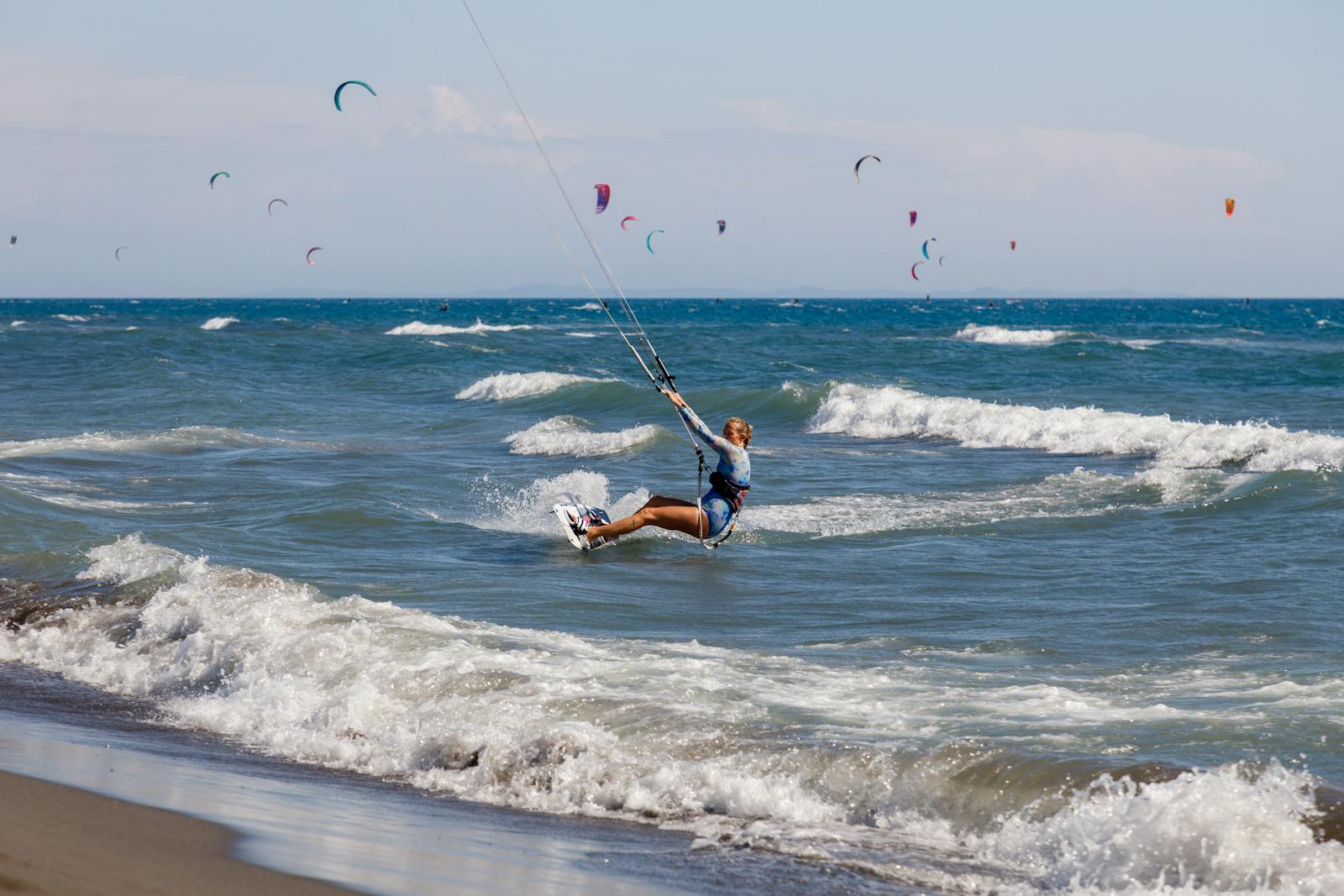 Ulcinj, Velika Plaža a Ada Bojana: 11 tipů na nejjižnější pobřeží Černé Hory 13 Kitesurfing pro začátečníky i pokročilé