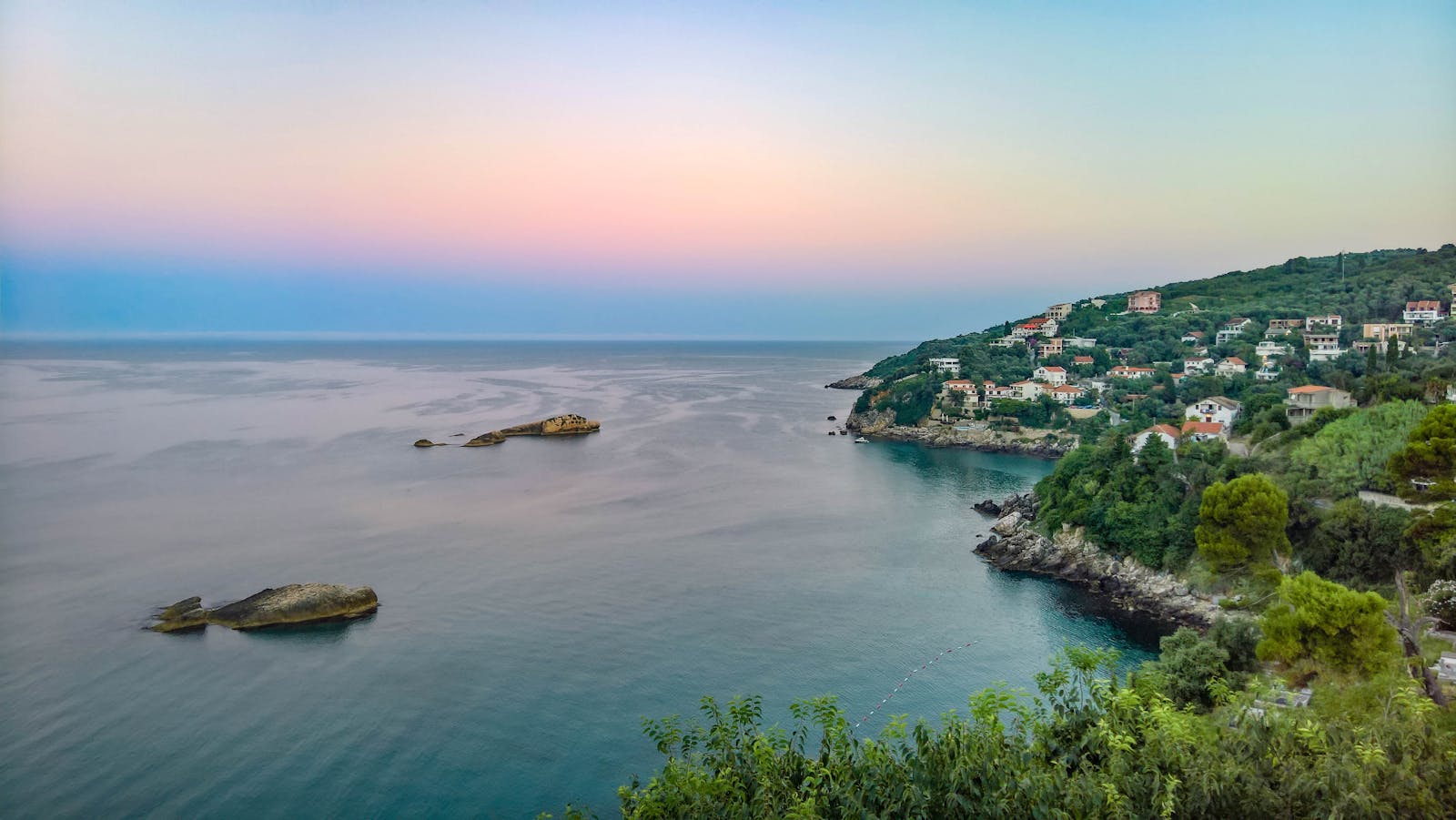Ulcinj, Velika Plaža a Ada Bojana: 11 tipů na nejjižnější pobřeží Černé Hory 7 Zátoky Liman I a Liman II
