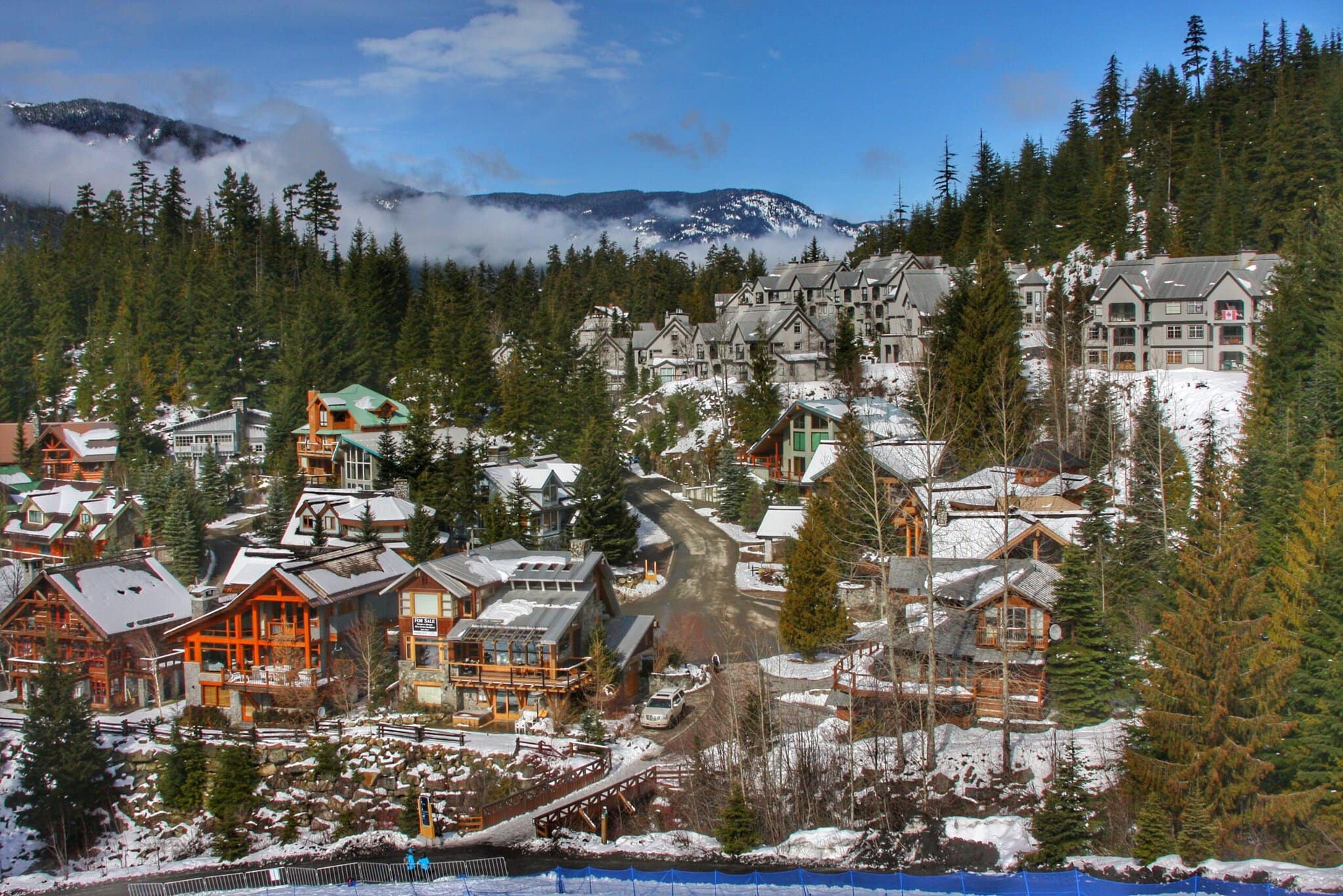 Sea-to-Sky Highway : la plus belle route de Vancouver à Whistler (Canada) en 2026 2 Whistler Village s chatami a ubytováním v horách