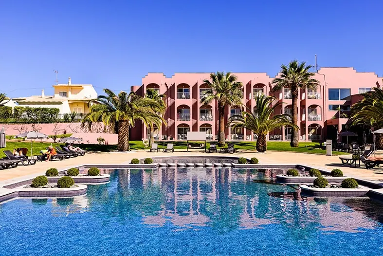 Hotely jen pro dospělé v Algarve: 11 tipů na nejlepší adults-only pro páry 4 Hotel Vila Galé Collection Praia (16+)