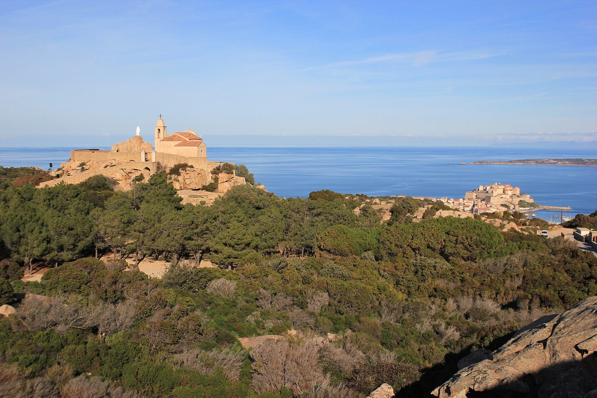Calvi și Balagne, Corsica: 11 lucruri de văzut în 2026 14 Punctul de belvedere Notre-Dame de la Serra