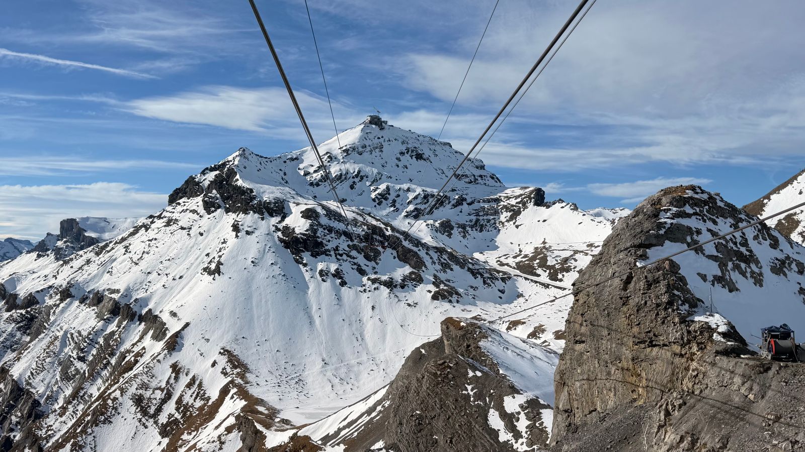 Lauterbrunnen: 12 tipů, co vidět v údolí 72 vodopádů 10 Wengen a vyhlídka Männlichen