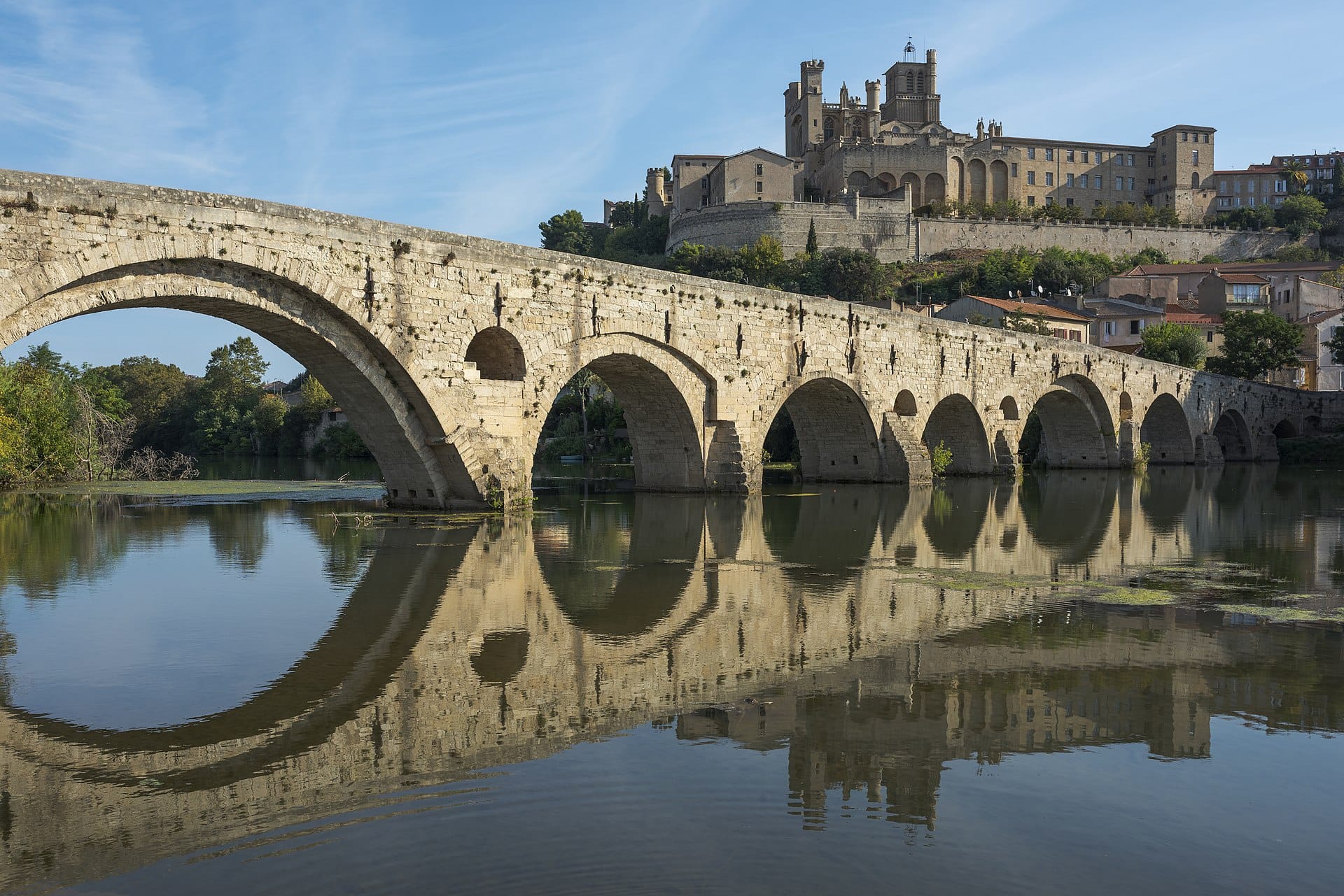 Canal du Midi, France: 11 Tips for the Tree-Lined Canal in 2026 123 The Fonseranes Locks near Béziers