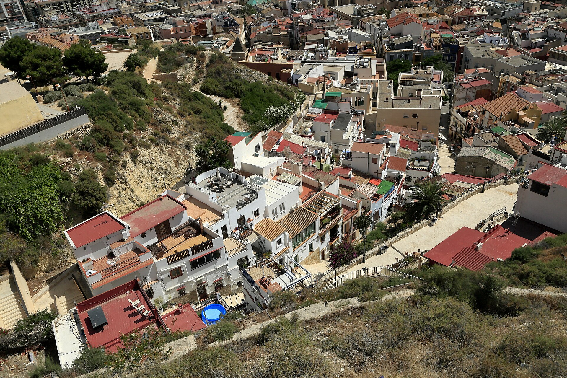 Alicante, Espanja: 20 vinkkiä, mitä nähdä ja tehdä Costa Blancalla 6 Vanhakaupunki Barrio Santa Cruz