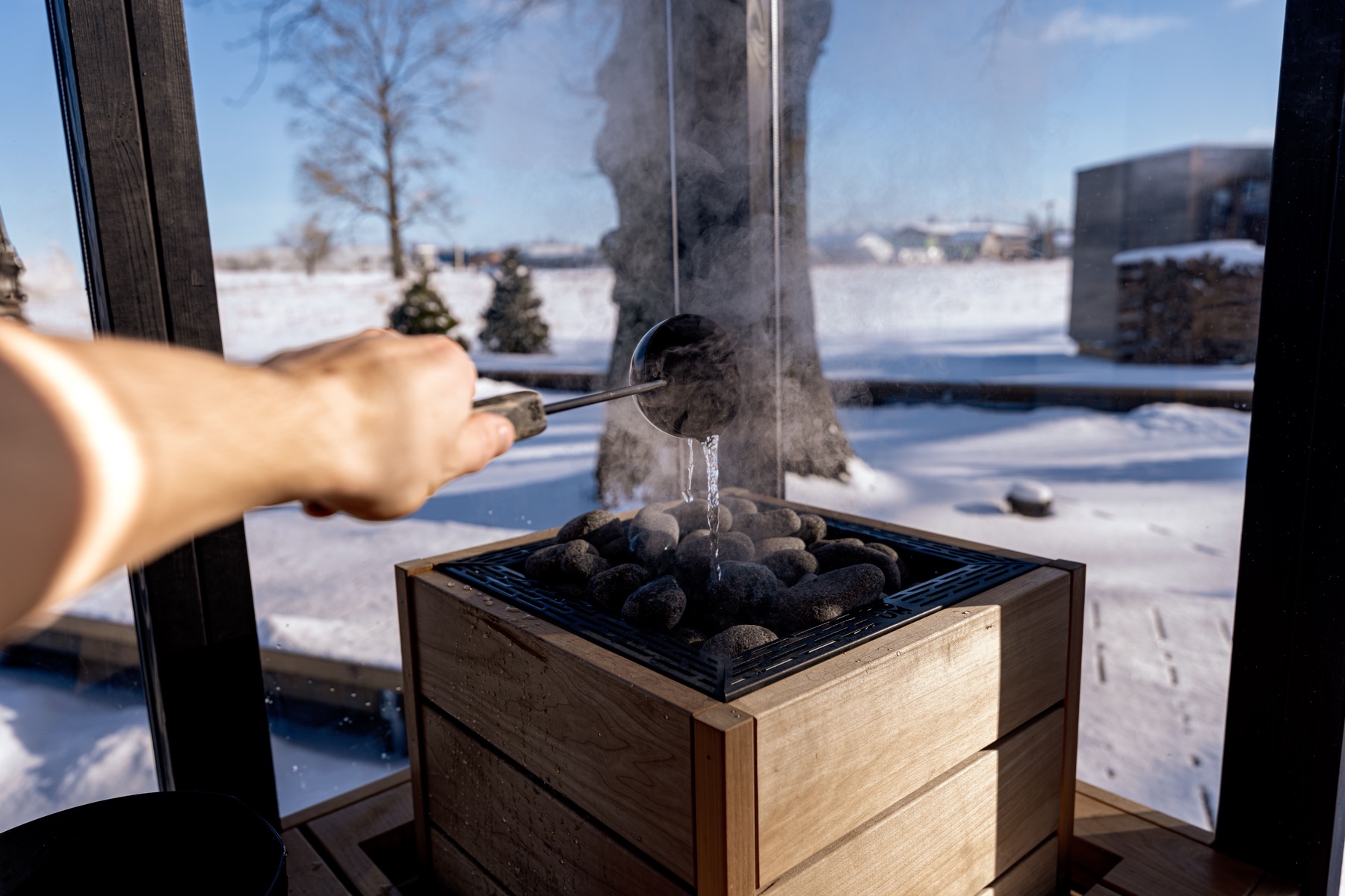 Estonia: 25 de idei ce să vezi și să experimentezi în Baltica nordică în 2026 24 Sauna cu fum din Võromaa, înscrisă pe lista UNESCO
