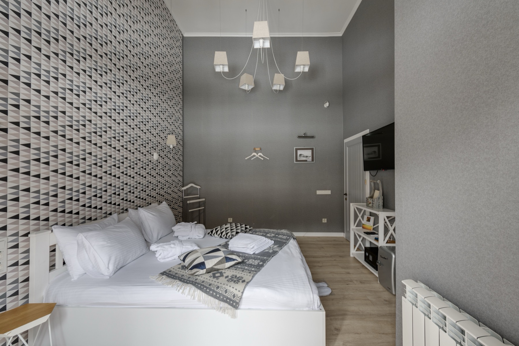 Unde să stai în Tallinn, Estonia: cele mai bune cartiere și hoteluri 2026 12 Cameră într-un hotel boutique