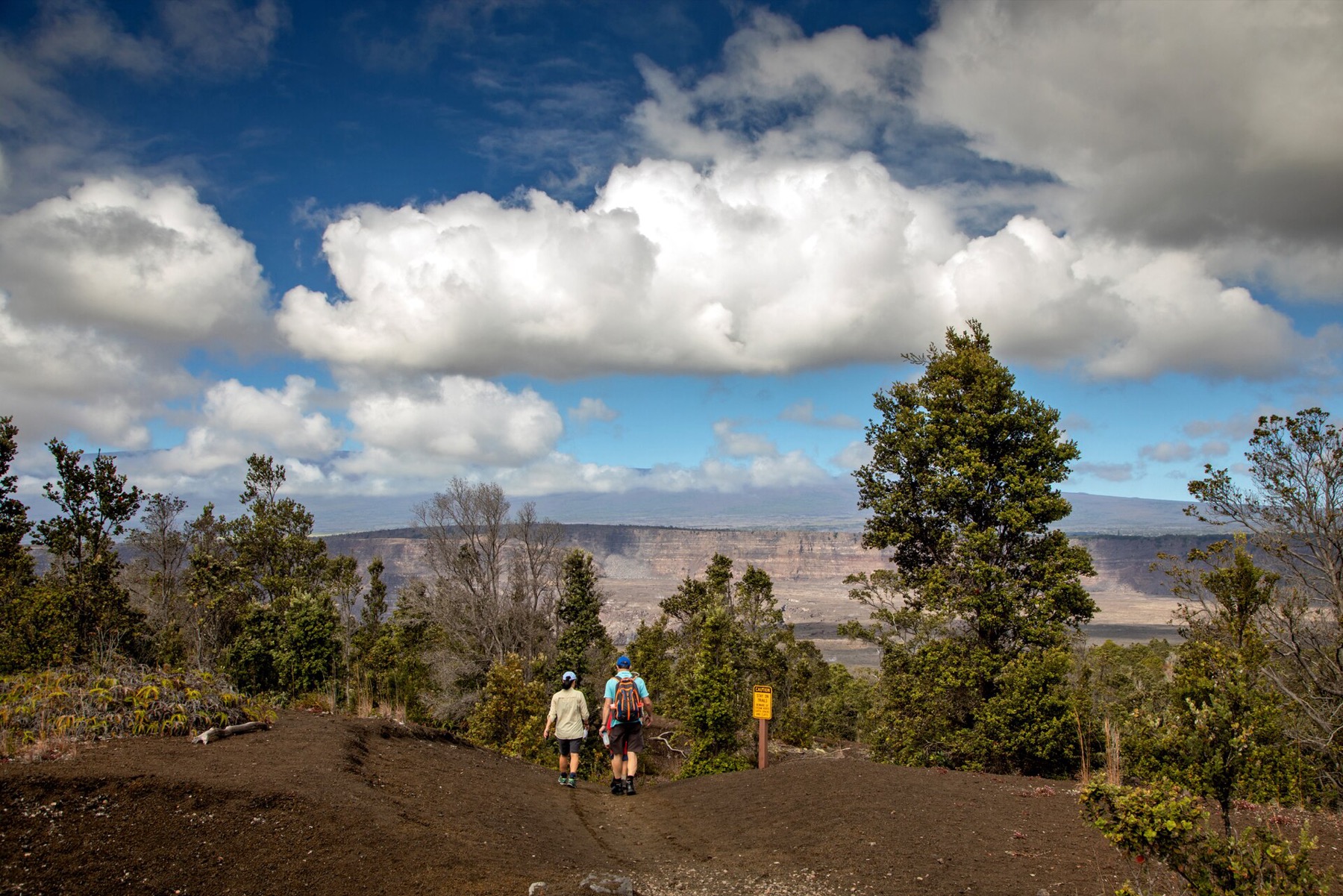 Hawai'i Volcanoes National Park: Průvodce 10 Stezka Devastation Trail s výhledem na kalderu