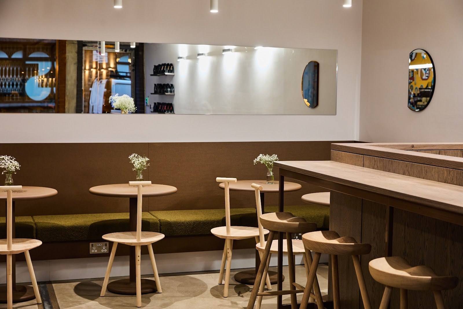 Cele mai bune cafenele din Londra: 18 recomandări pentru cafea de specialitate în 2026 19 Cafeneaua Origin Coffee din Londra