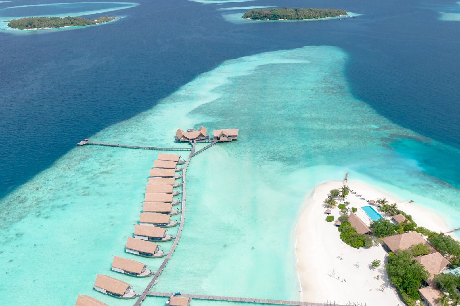 Majoitus Malediiveilla: 12 parasta resorttia ja saarta budjetin mukaan vuonna 2026 19 Perheiden all-inclusive maksimaalisella aktiviteettitarjonnalla