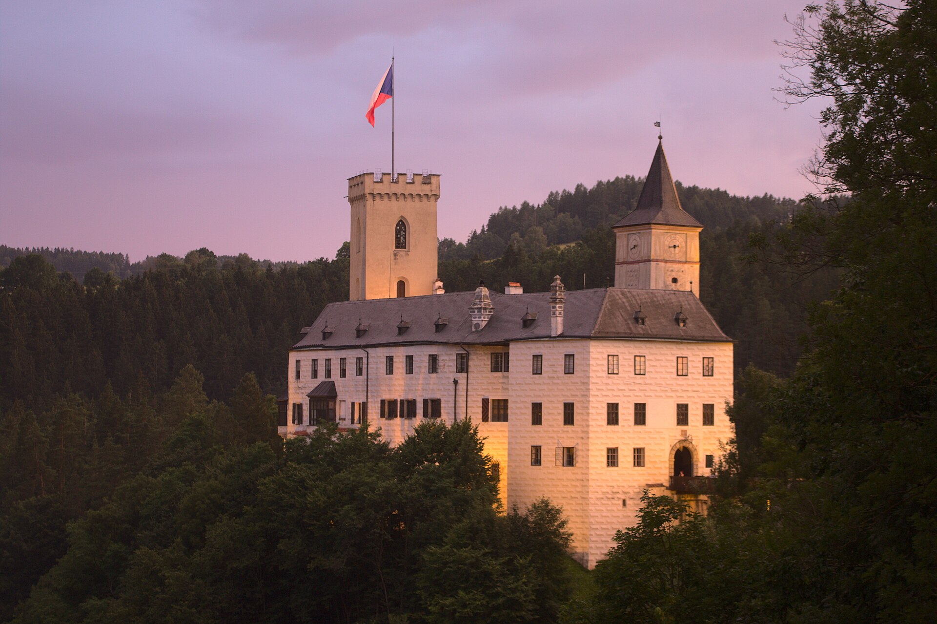 rozmberk hero