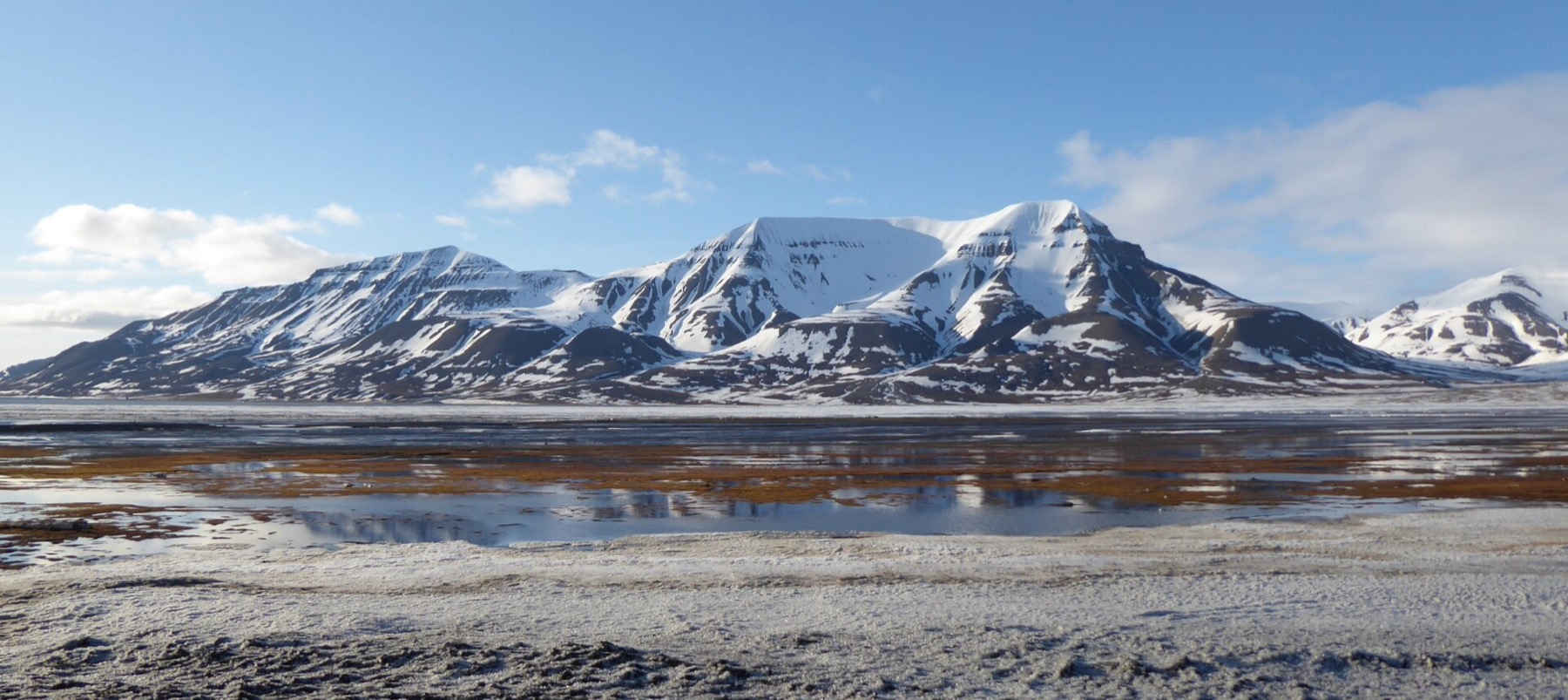 Longyearbyen, Svalbard: 12 Things to See in the World's Northernmost Town 4 Longyearbyen on the shore of Adventfjorden