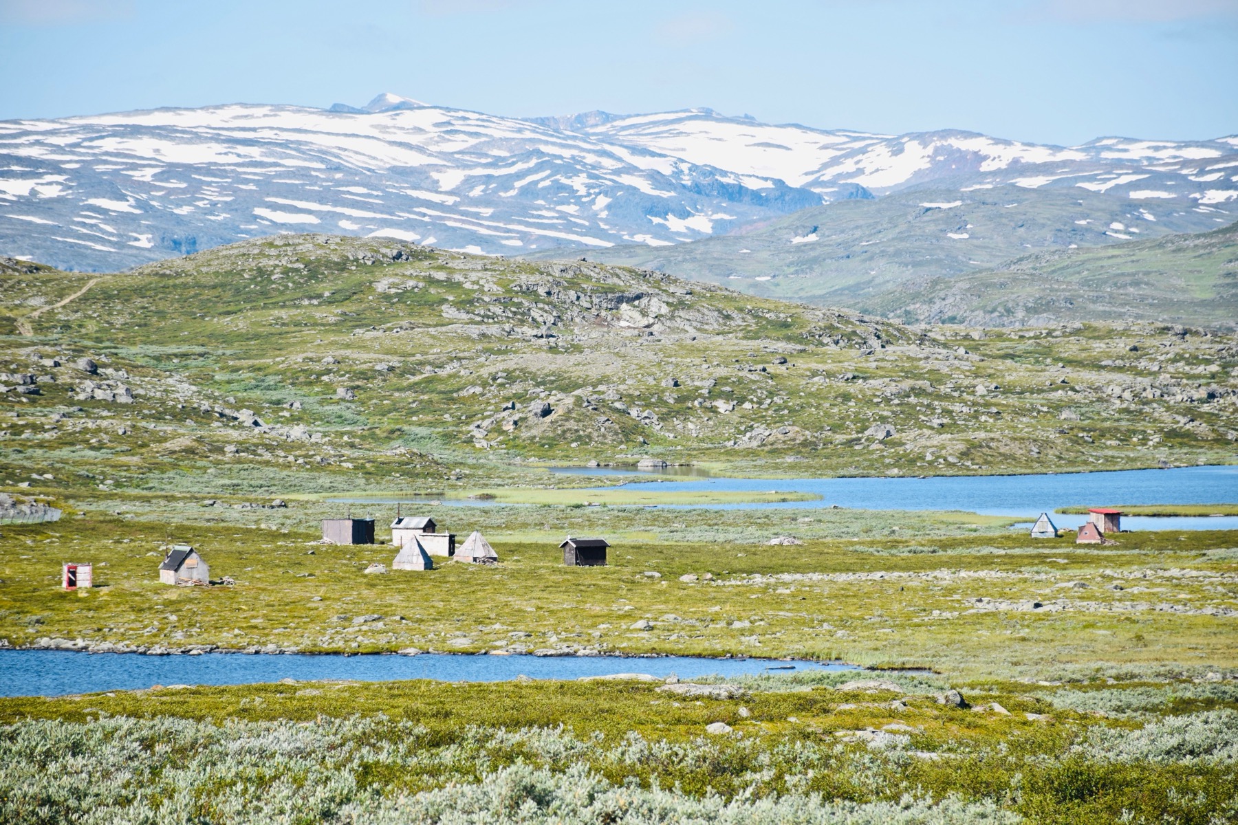 Norway Motorhome: Wild Camping, Campsites and Rules for 2026 6 Norwegian campsites: cabins and pitches with electricity