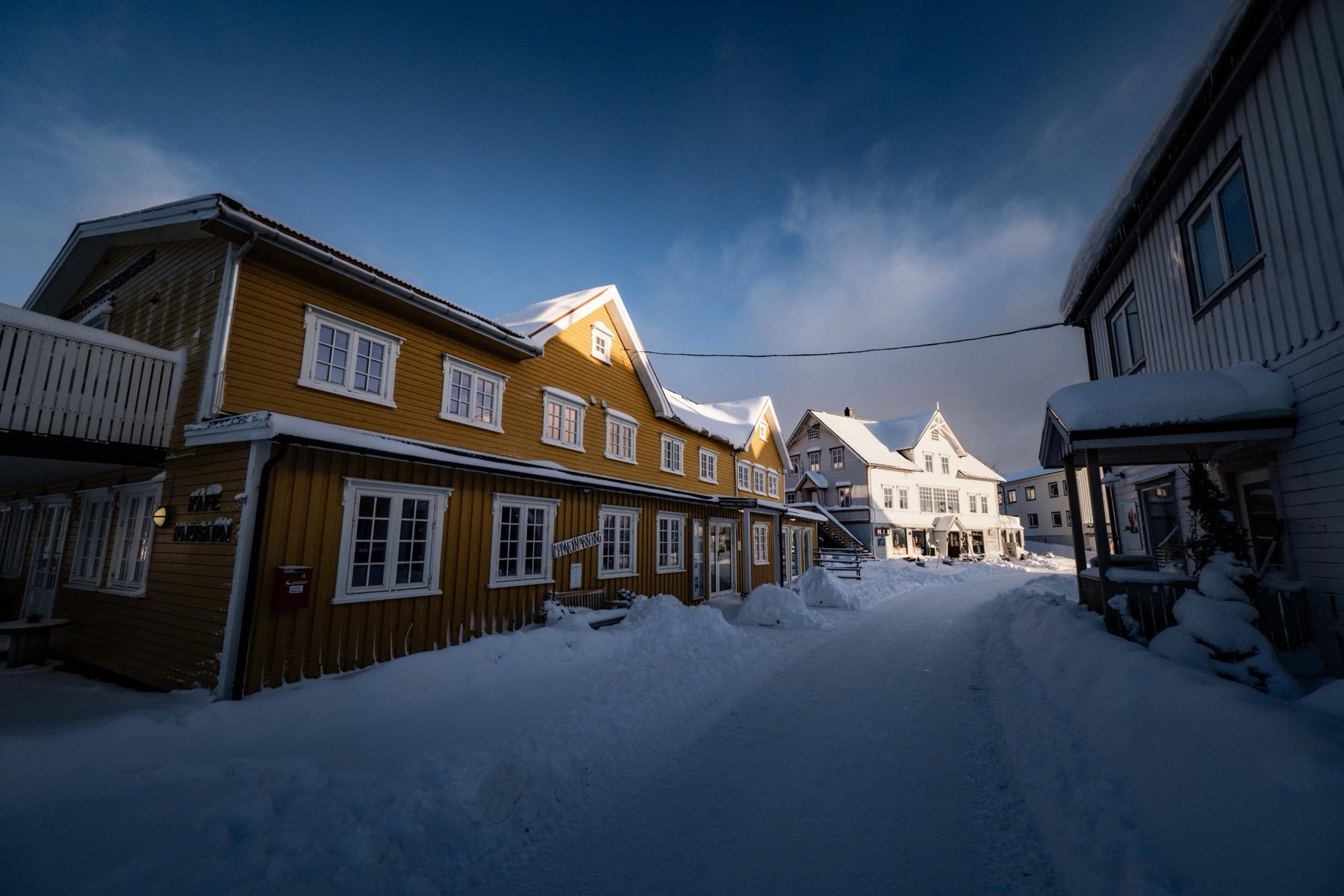 Noruega en Invierno: 15 Consejos Imprescindibles 2026 18 Røros, perla invernal Patrimonio de la Humanidad