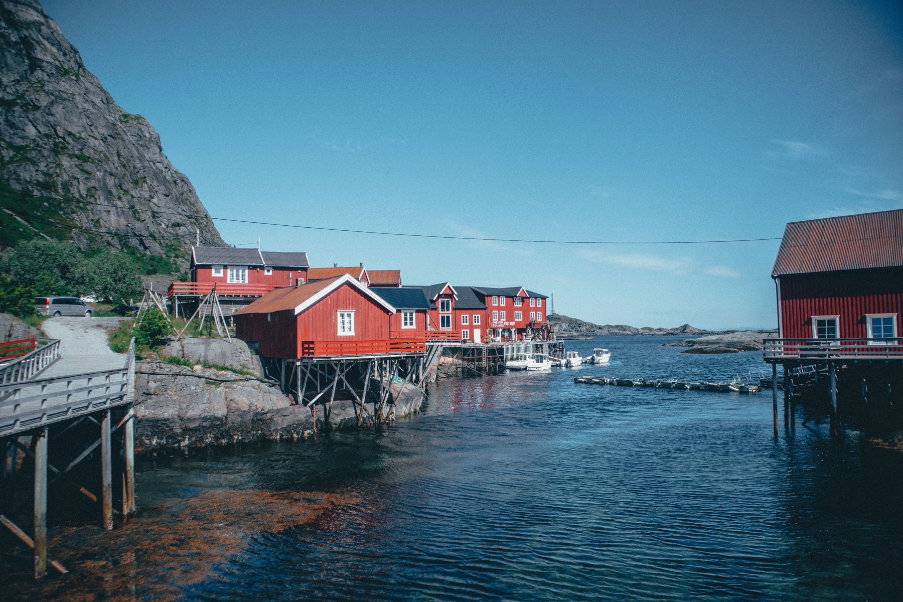 Fishing in Norway: Rules, Export Quotas and Licenses in 2026 13 A week at a fishing cabin with a boat