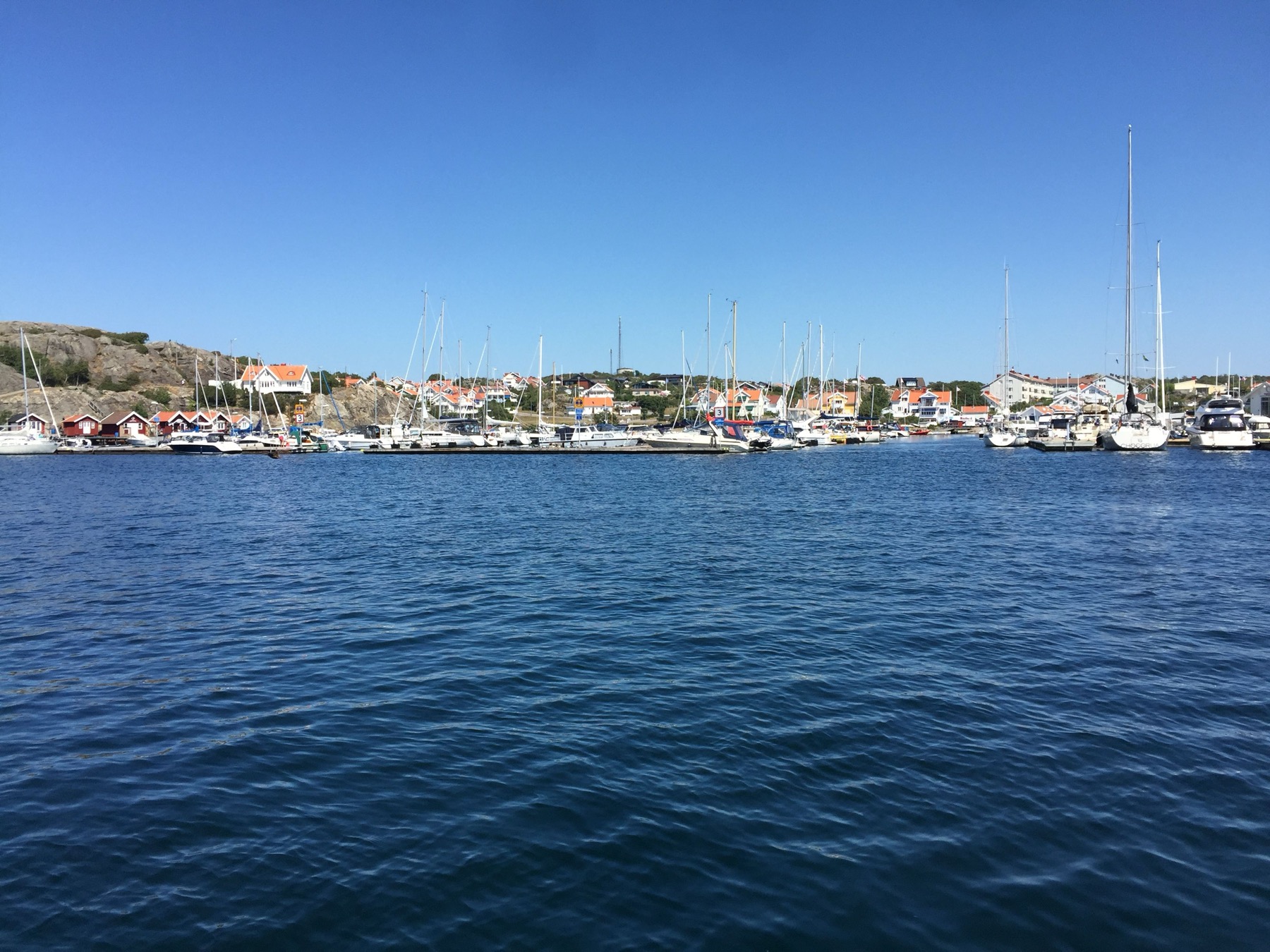 Bohuslän Suecia y Fjällbacka: 16 planes en la costa oeste 2026 5 Isla y pueblo de Marstrand