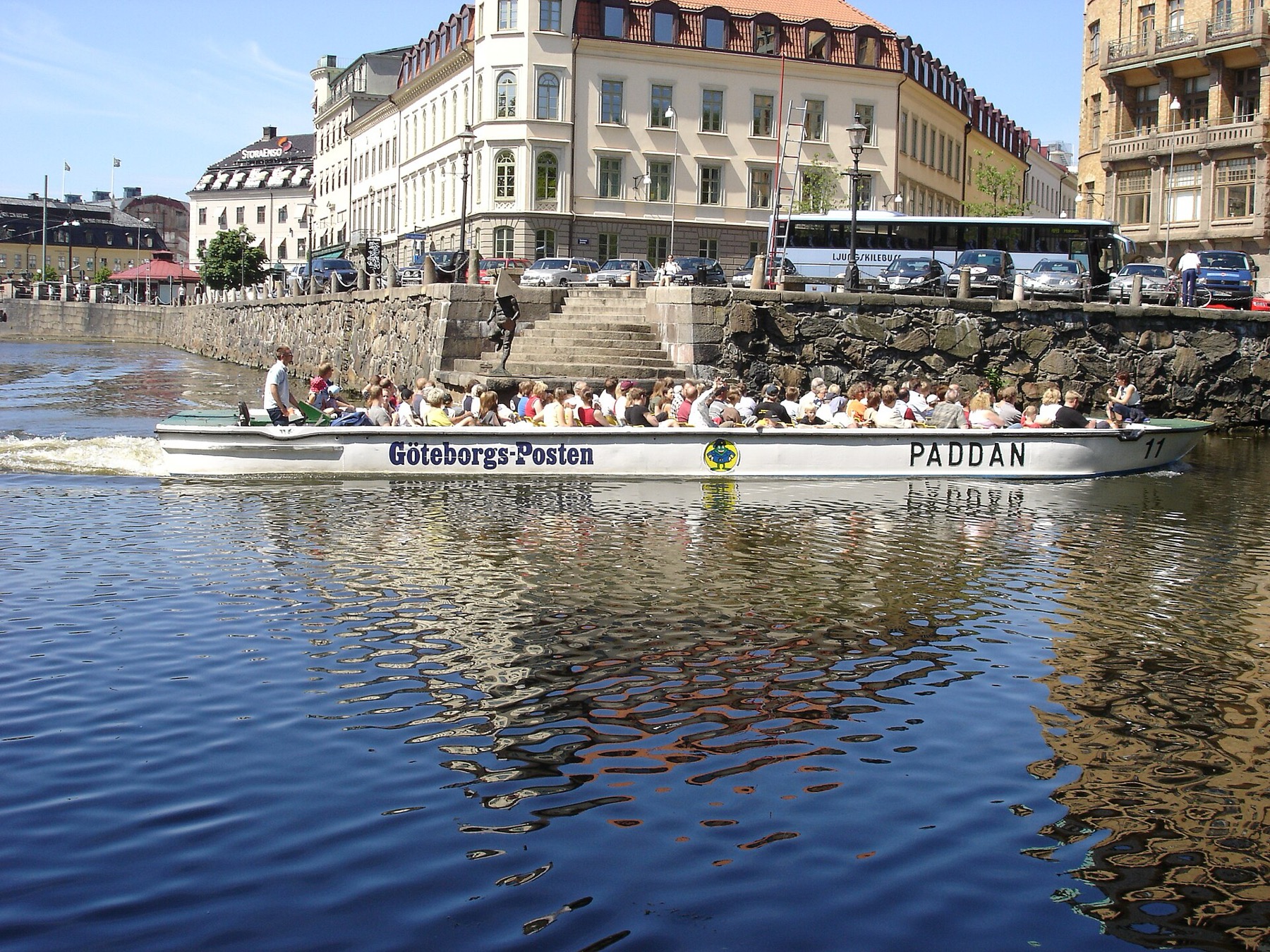 Göteborg (Szwecja): 20 atrakcji, które warto zobaczyć w 2026 16 Łodzie widokowe Paddan na kanałach