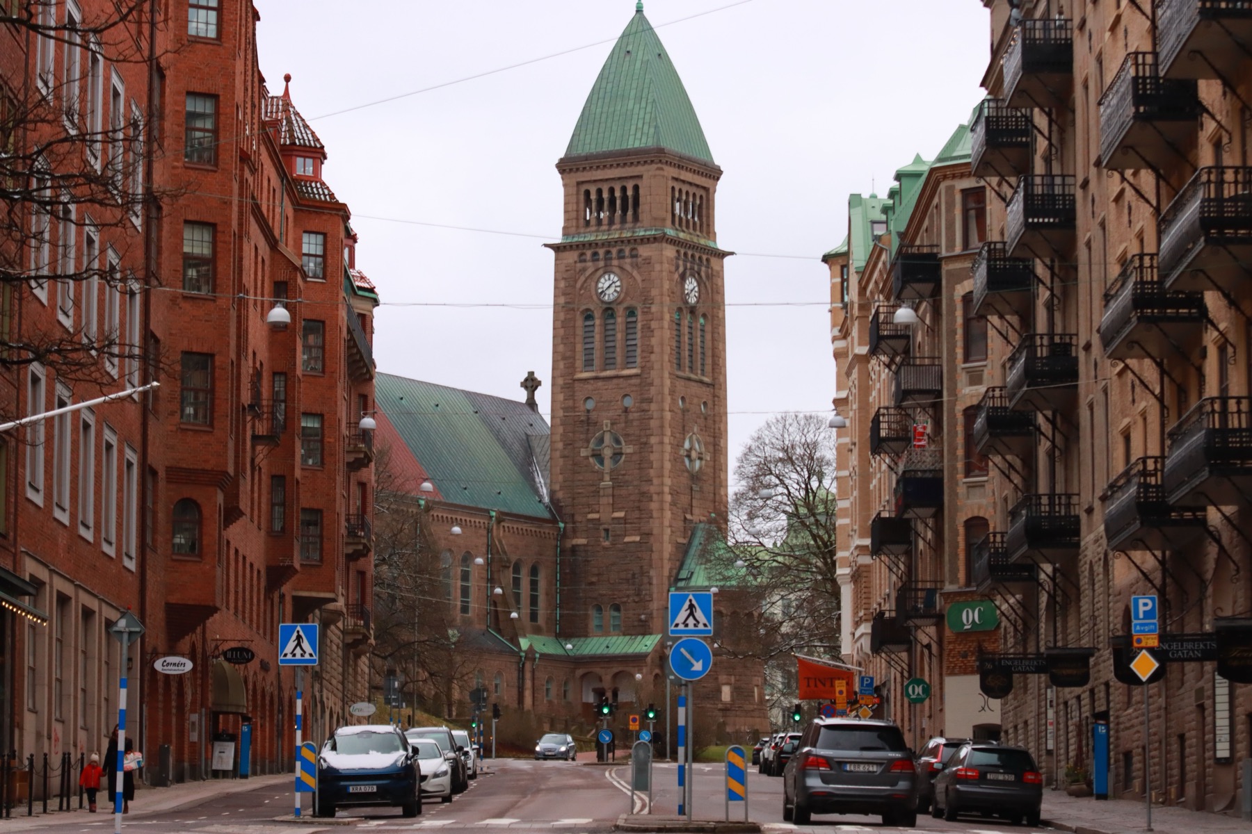 Göteborg (Szwecja): 20 atrakcji, które warto zobaczyć w 2026 20 Kościół Masthugget i widok na miasto
