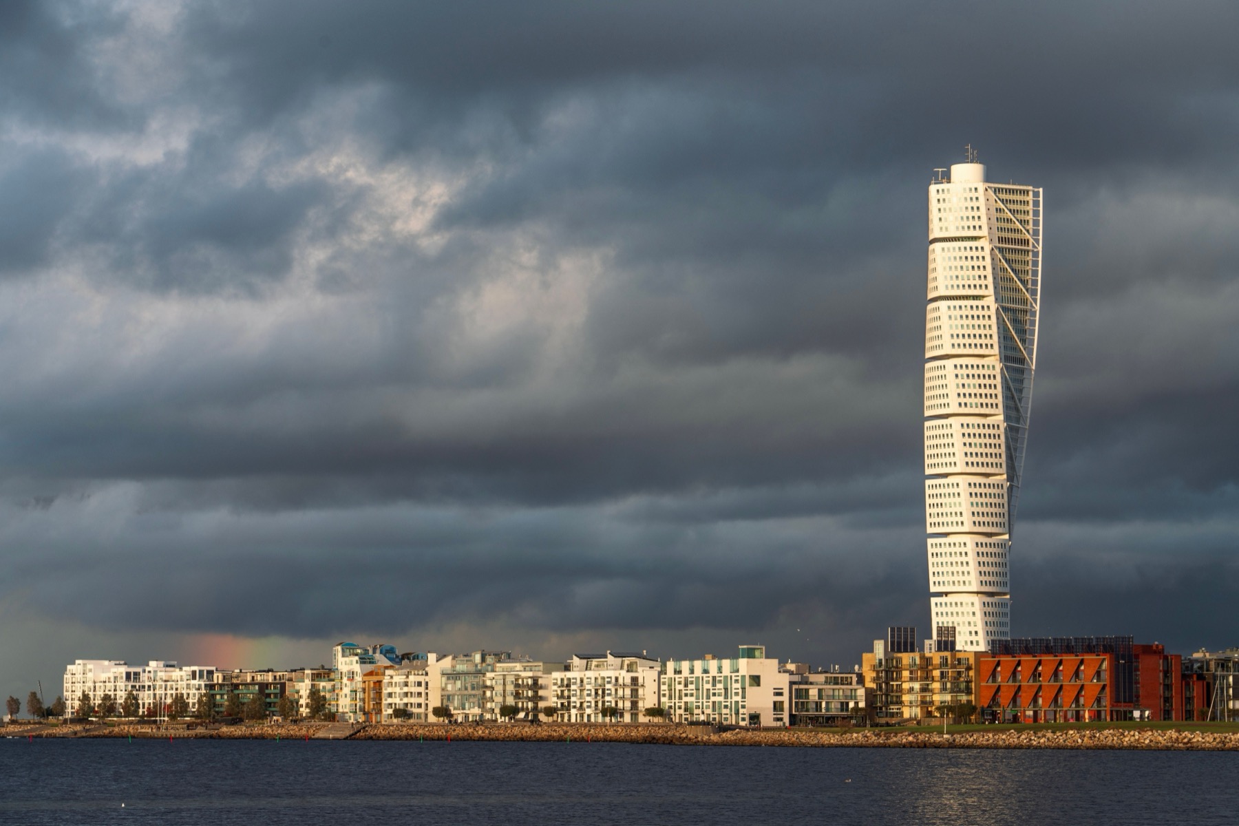 Malmö in Schweden: 18 Tipps für die drittgrößte Stadt 2026 6 Der gedrehte Wolkenkratzer Turning Torso