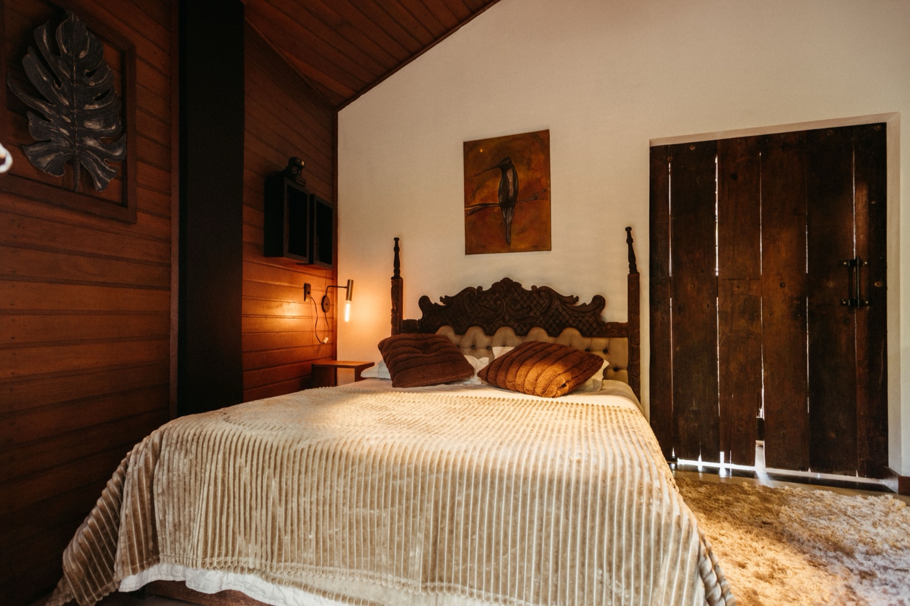 Stuga : 14 conseils pour louer un chalet suédois au bord d'un lac en 2026 19 Chambre dans un chalet loué