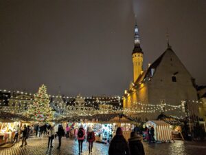 Domovská stránka (Polsky) 6 Jarmarki bożonarodzeniowe w Tallinie: kiedy, gdzie i co spróbować 2026
